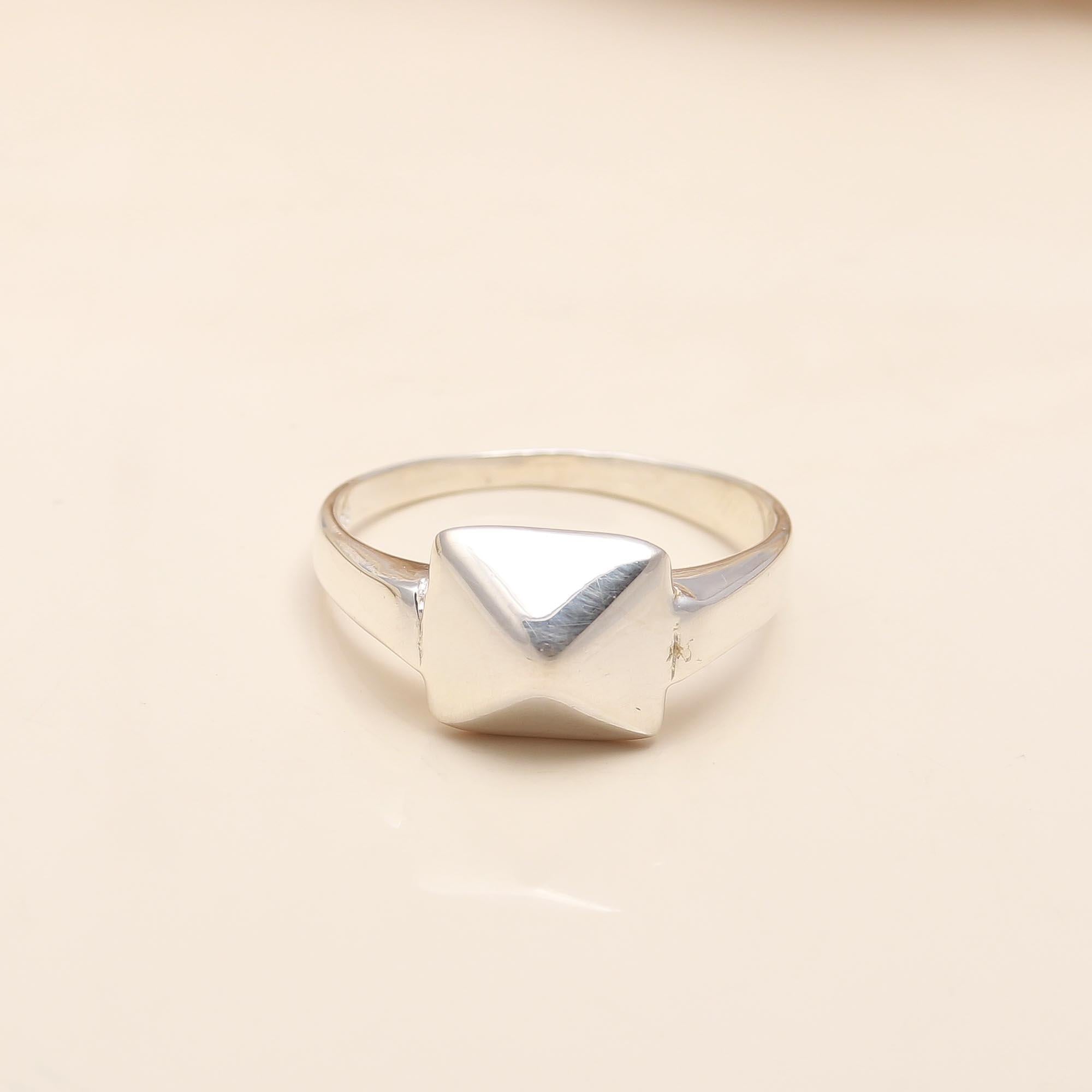 925 Silver Pyramid Ring