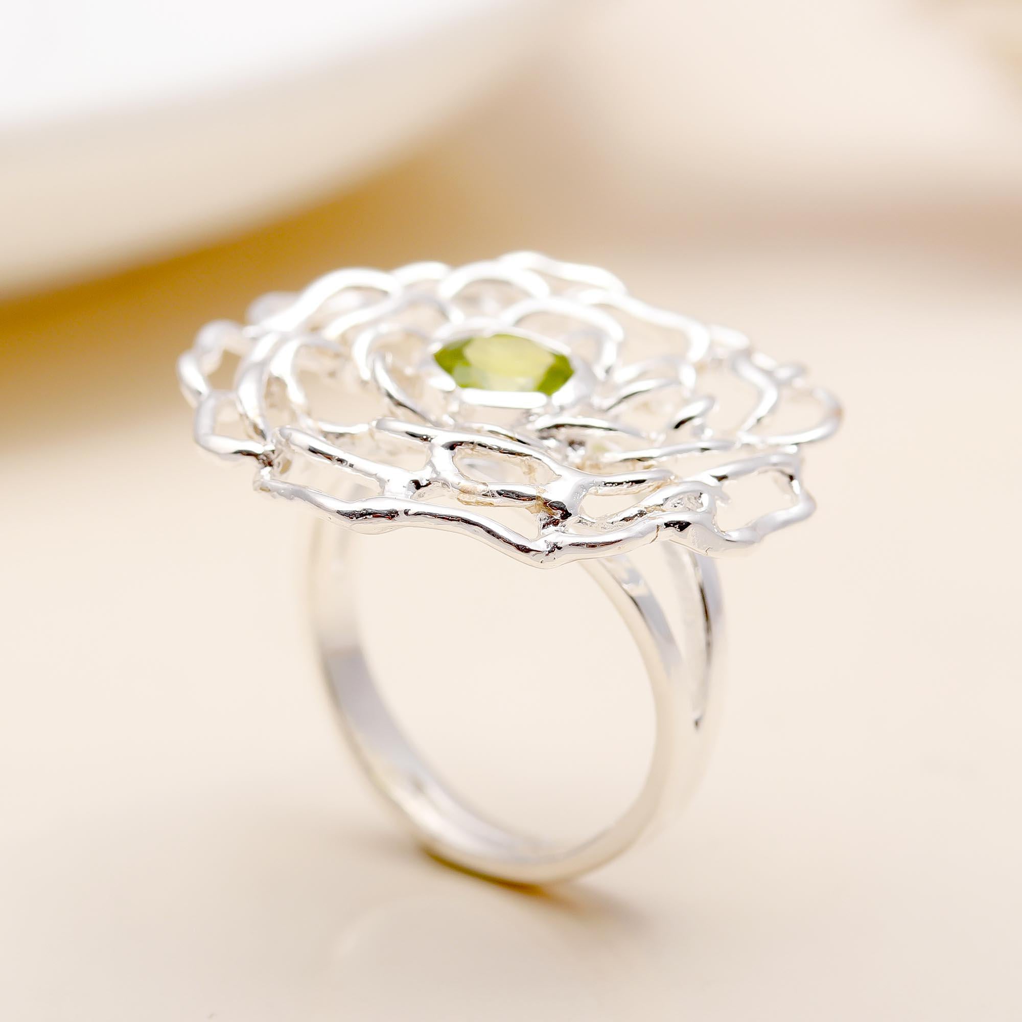 925 Silver Peridot Flower Ring