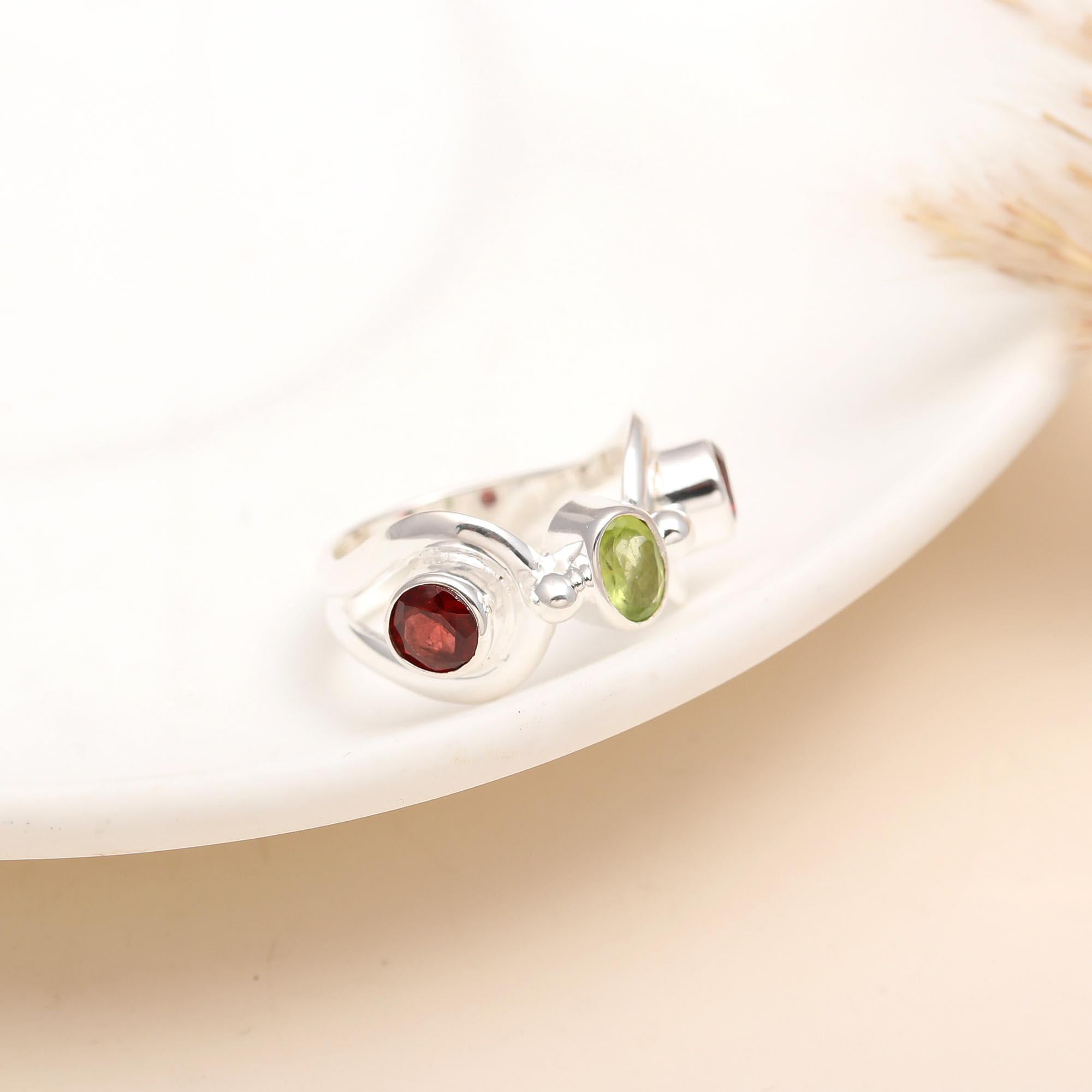 925 Silver Garnet and Peridot Ring