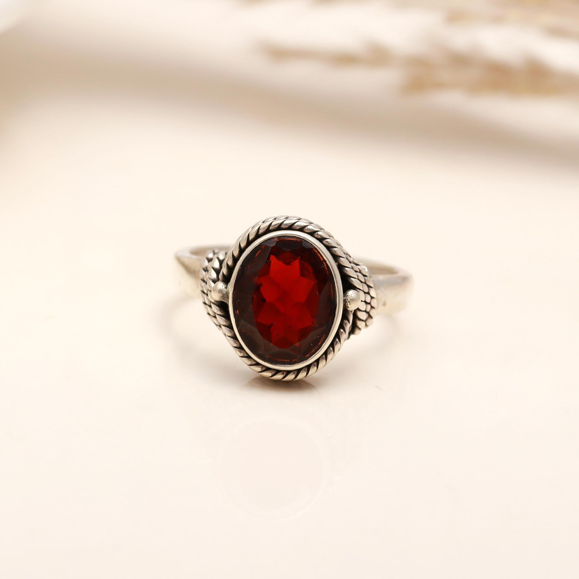 925 Silver Oval Garnet Ring