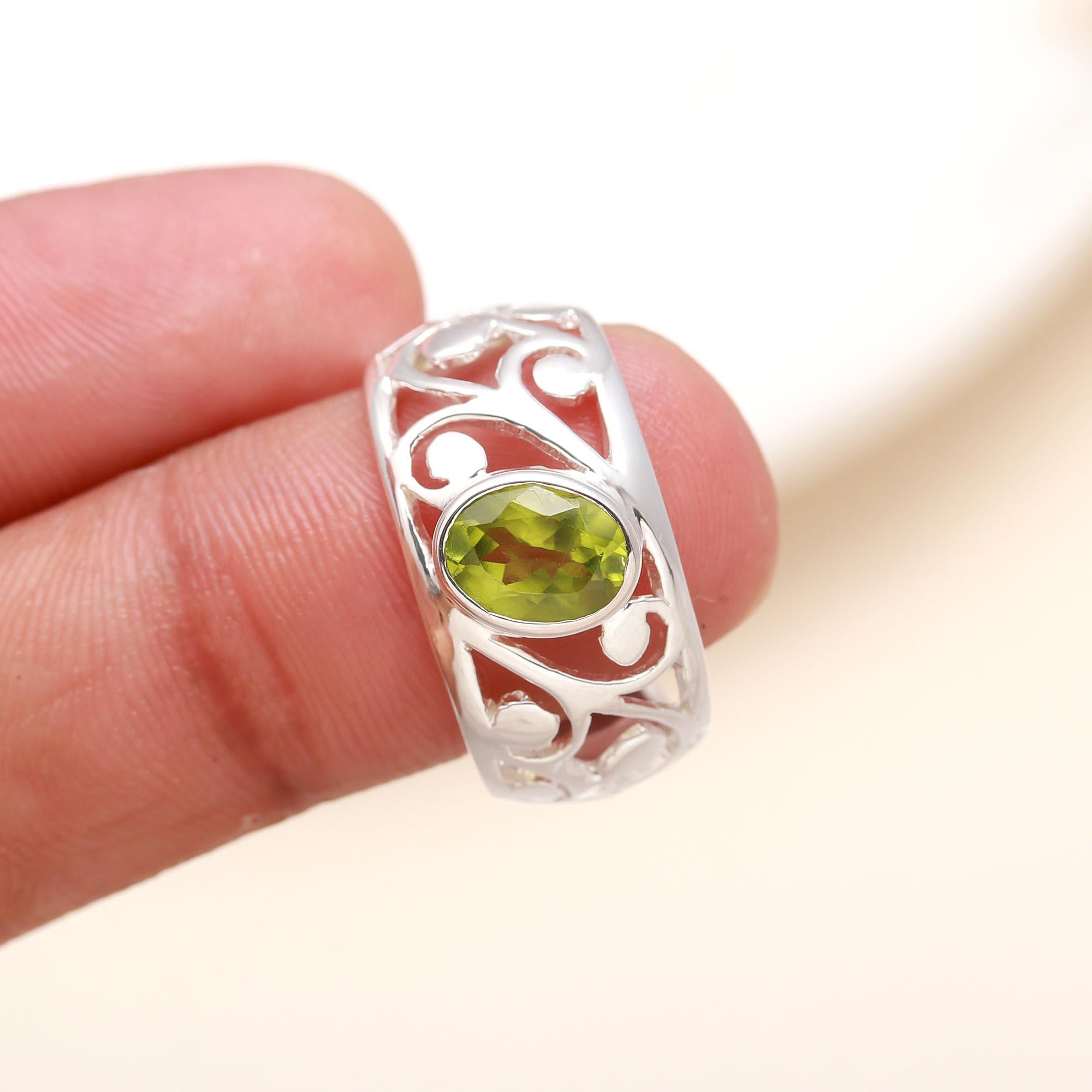 925 Silver Peridot Filigree Ring