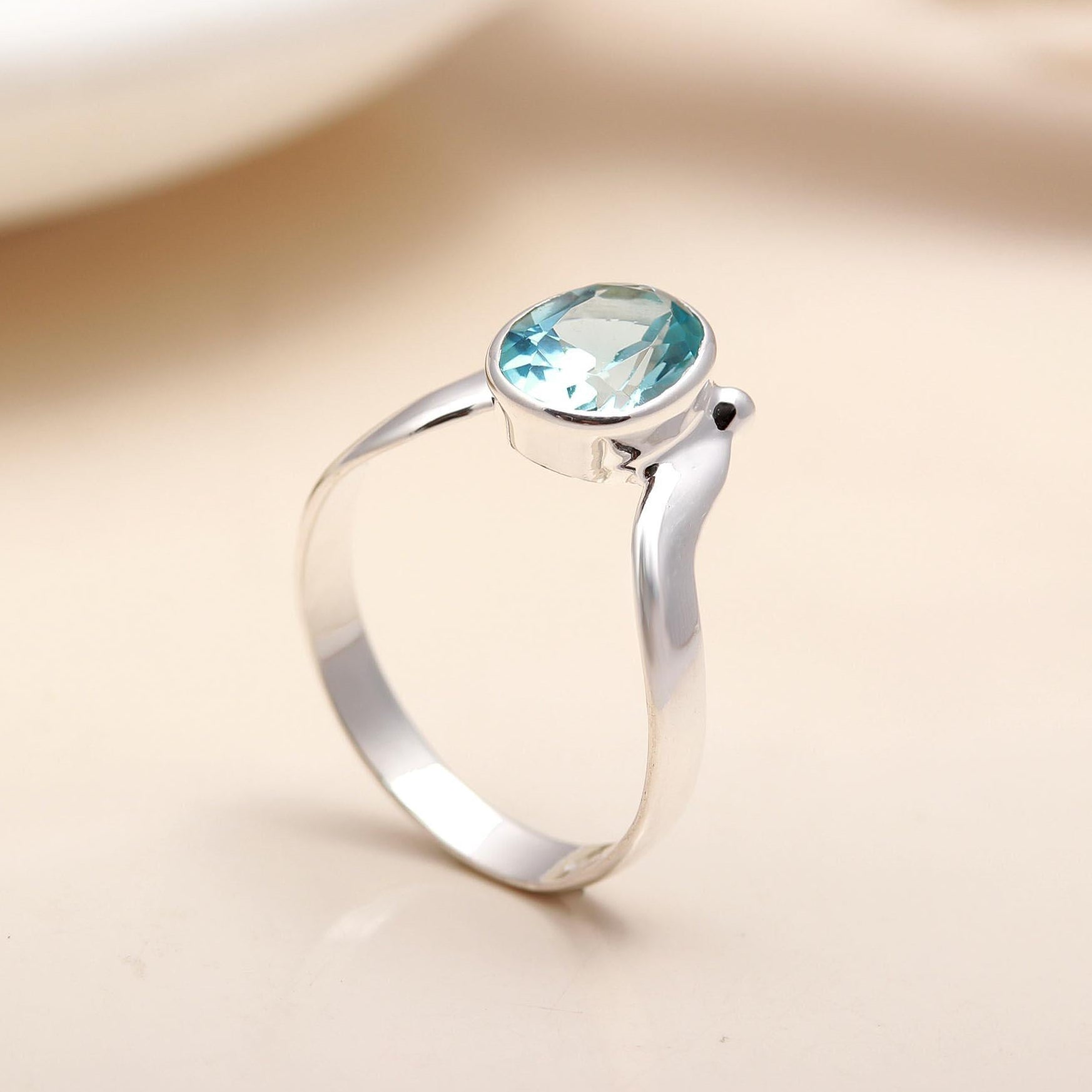 925 Silver Oval Blue Topaz Ring