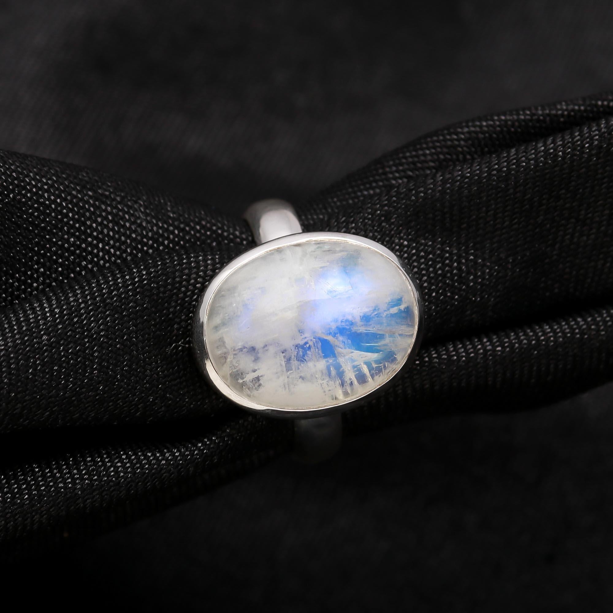 925 Silver Oval Moonstone Ring