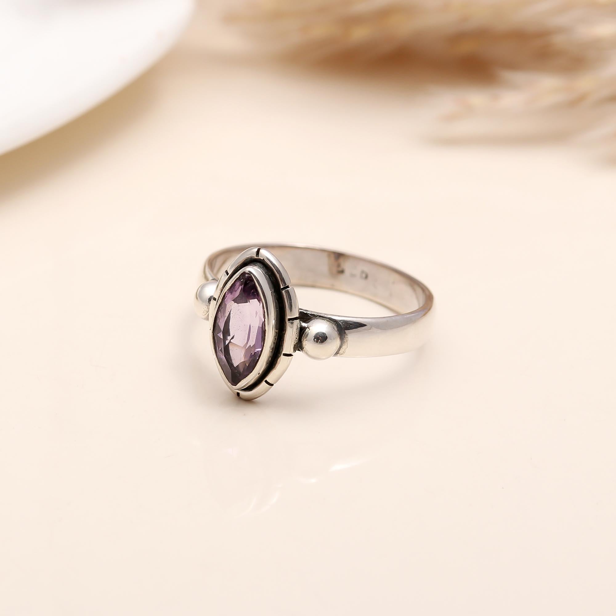 925 silver amethyst bezel ring with polished finish
