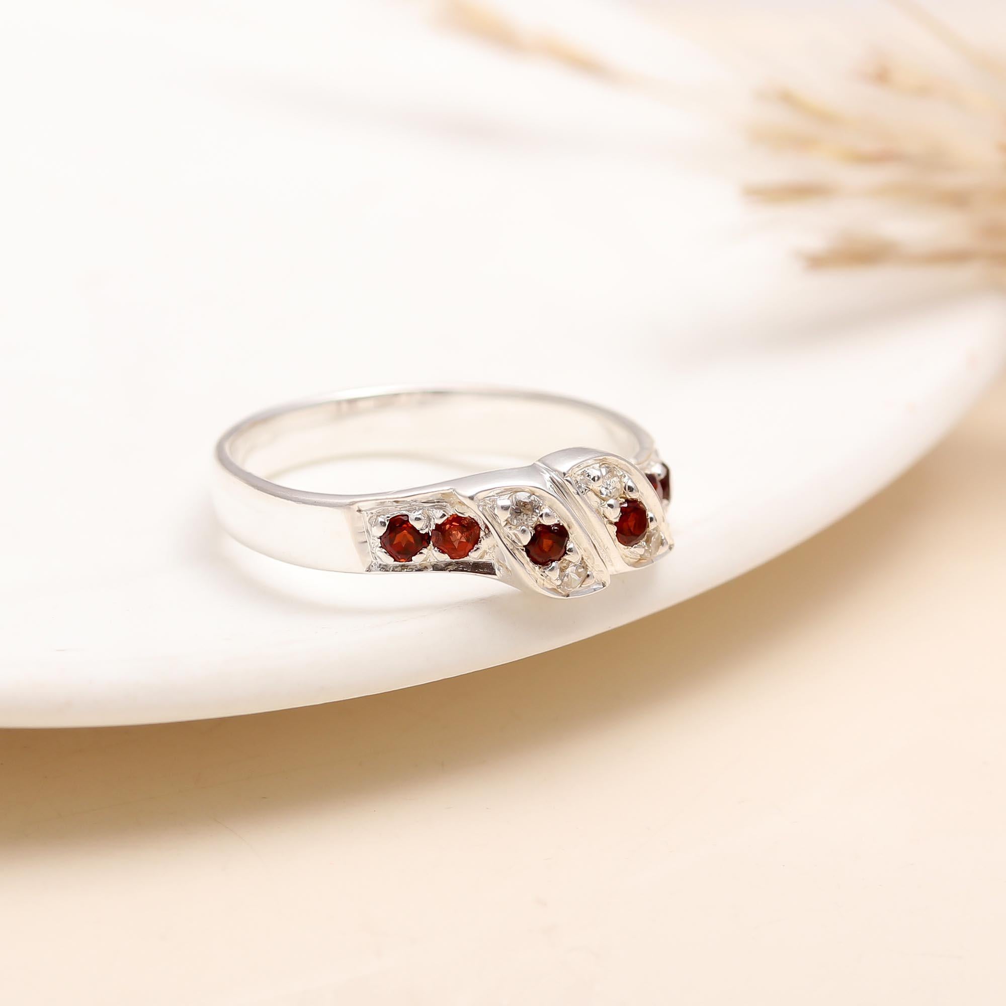 925 Silver Garnet and White CZ Twist Band Ring close-up