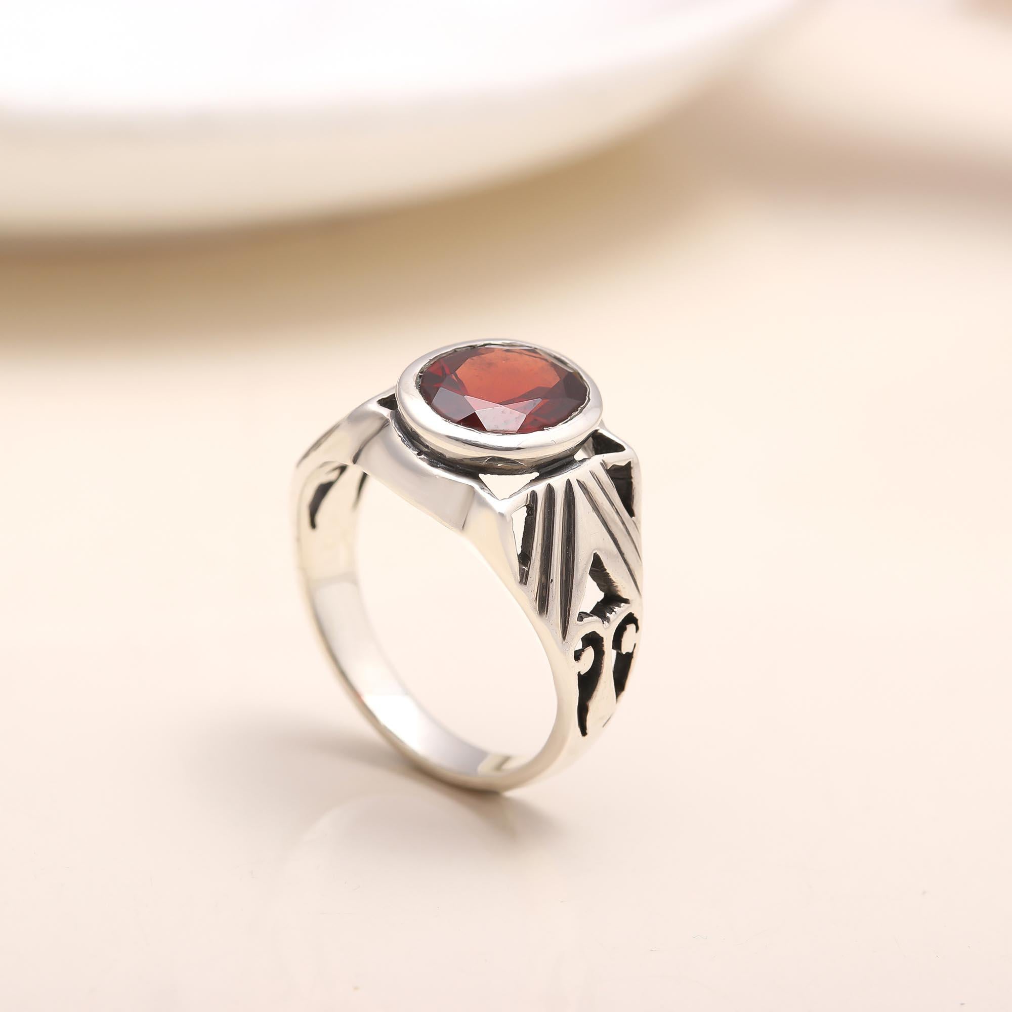 Handmade garnet vintage-style sterling silver ring