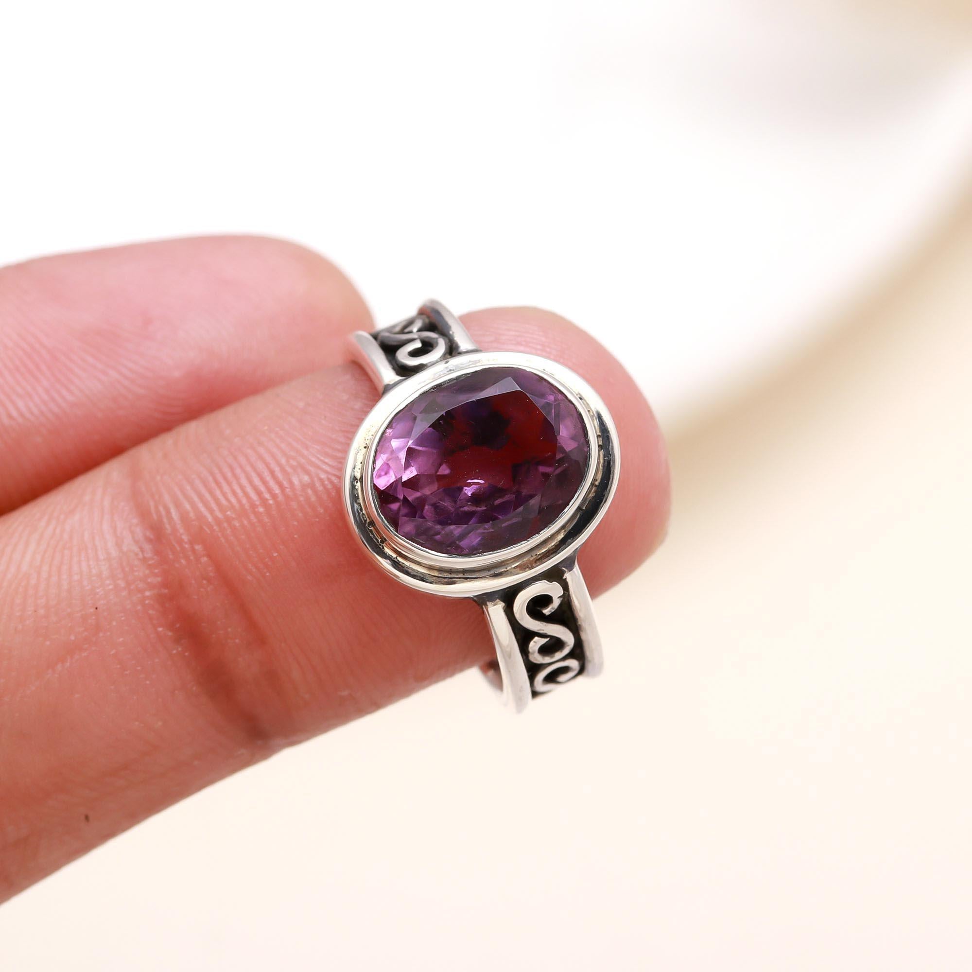 The Scroll Frame: Cushion Cut Amethyst Ring