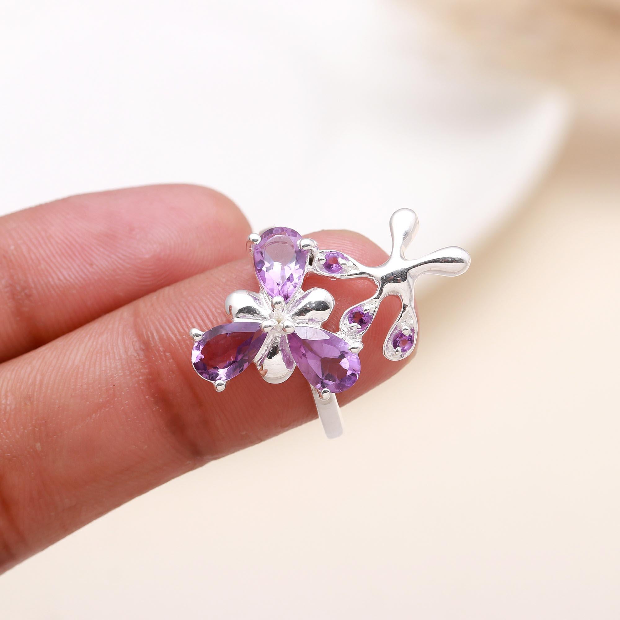 The Amethyst Bloom: Pear Cut Flower Ring
