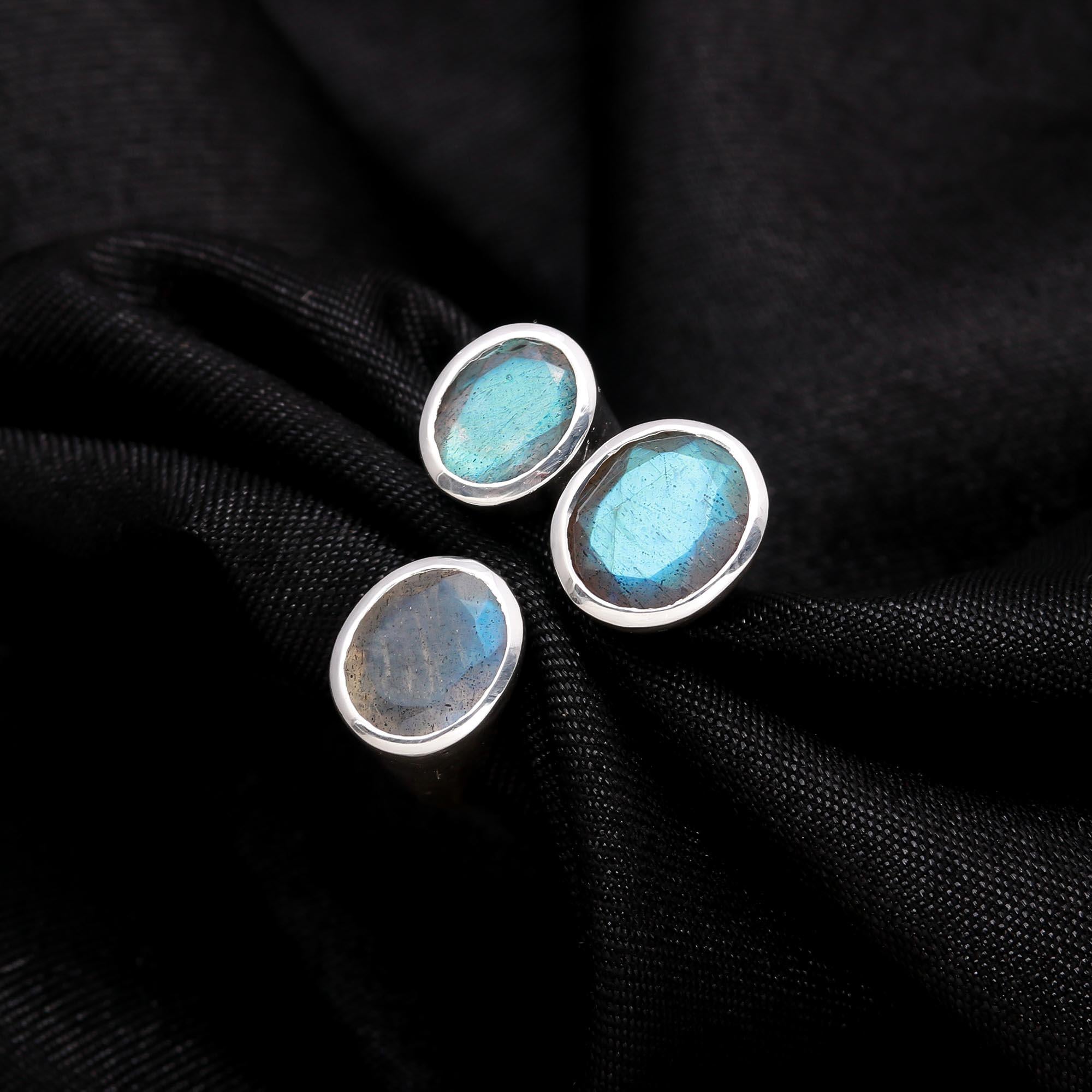 Three Stone Labradorite: Modern Sculptural Ring