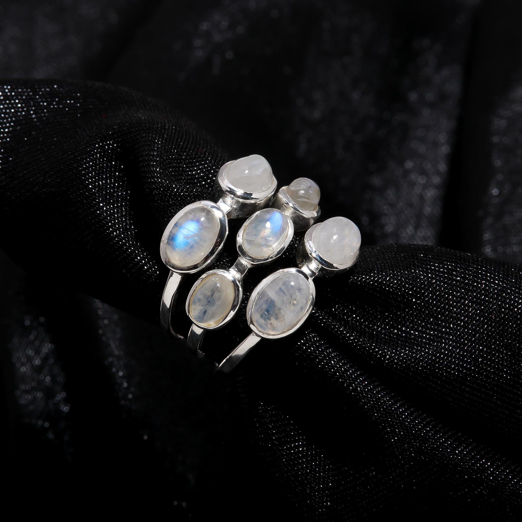 The Moonlit Bouquet: Multi-Stone Cluster Ring