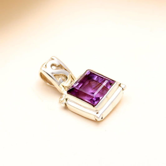 Purple Amethyst Gemstone Pendant in 925 Sterling Silver