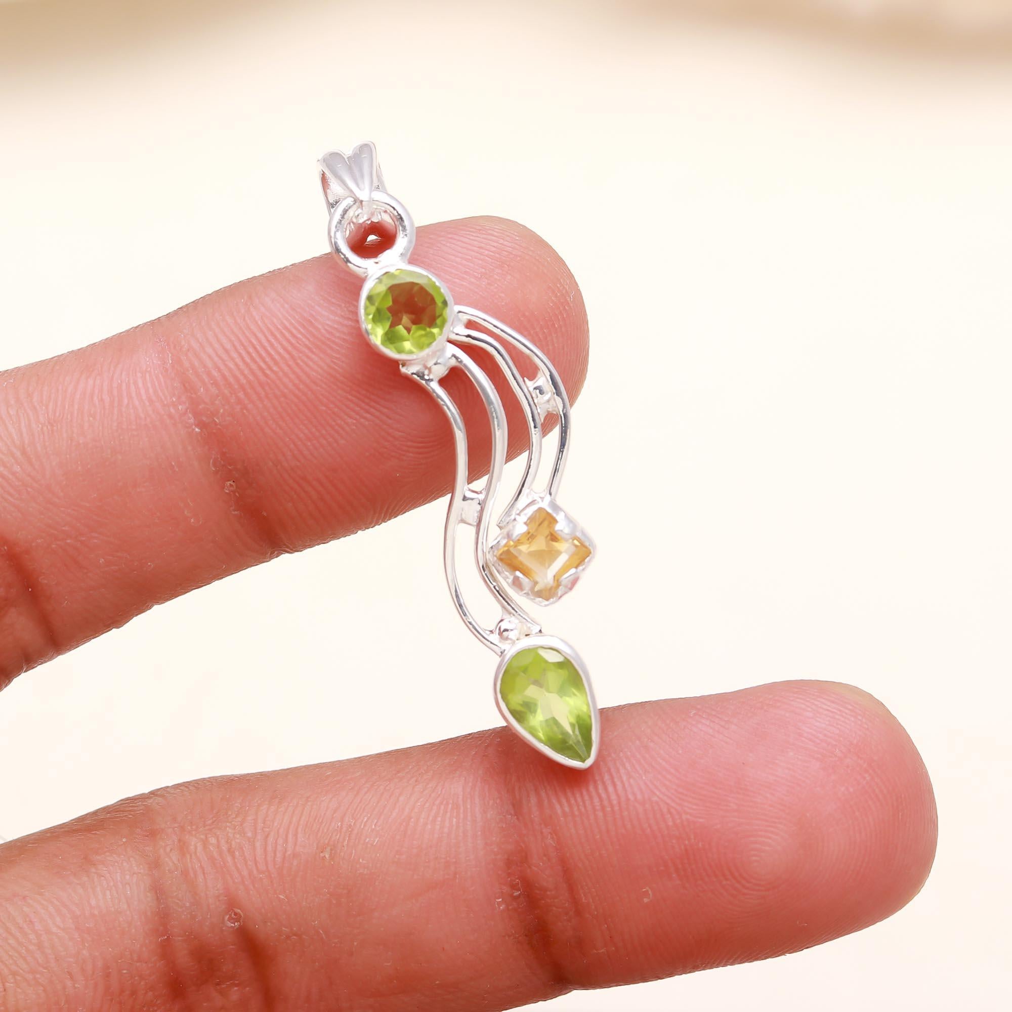 925 Sterling Silver Peridot Pendant