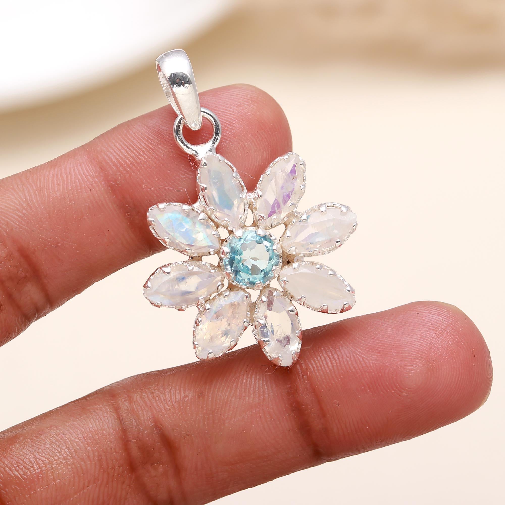 925 Sterling Silver Crystal Flower Pendant