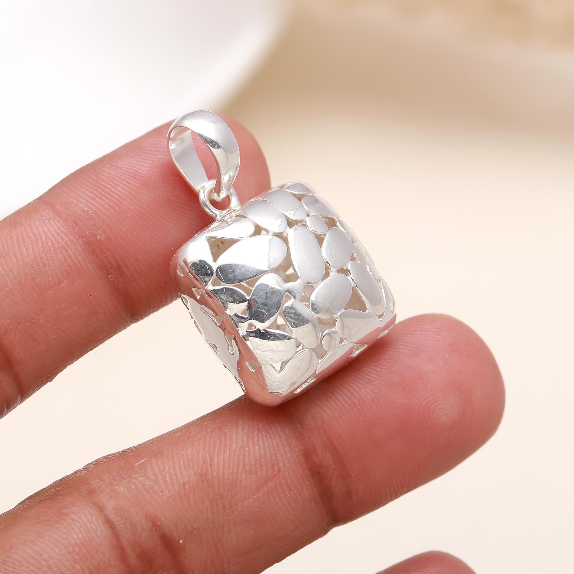 925 Sterling Silver 'Immaculate' Pendant