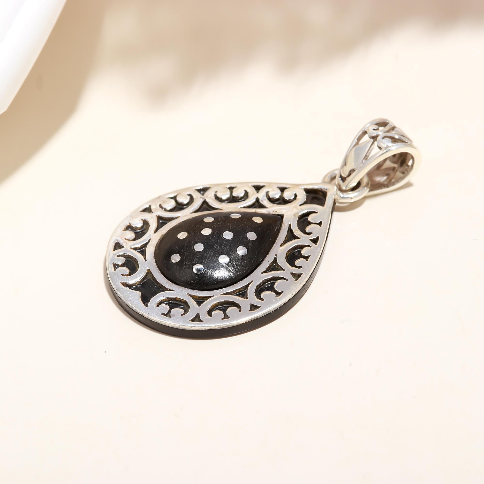 925 Sterling Silver Enoby Wood Ethnic Pendant