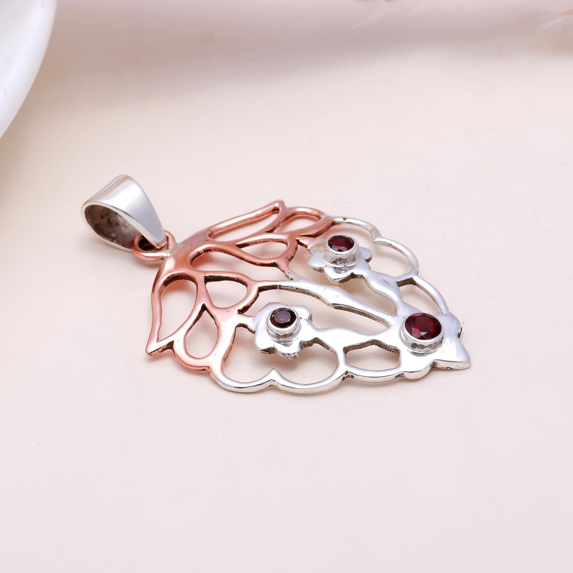 The Autumn Leaf: Garnet & Two-Tone Leaf Pendant