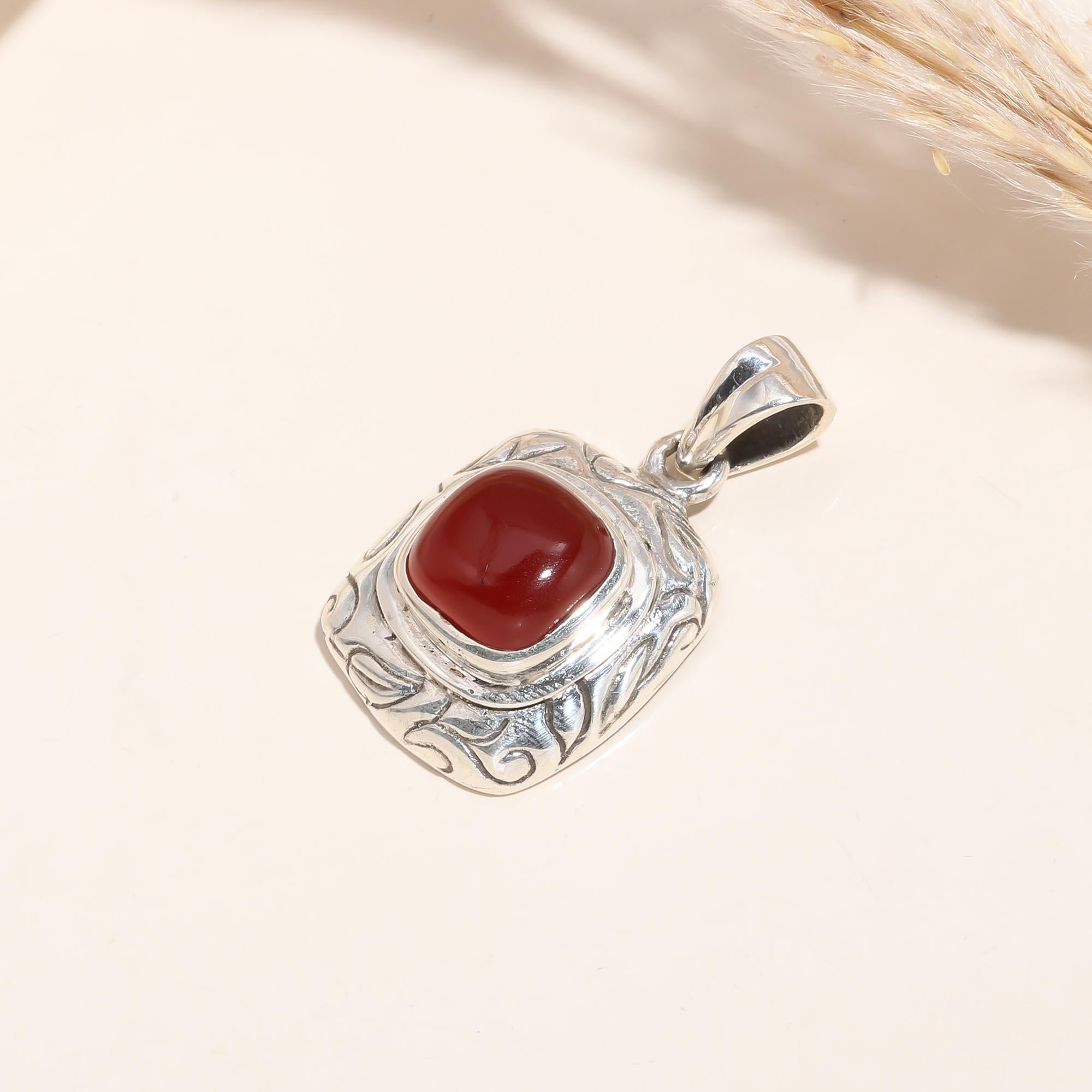 The Vintage Crimson: Carnelian Textured Frame Pendant