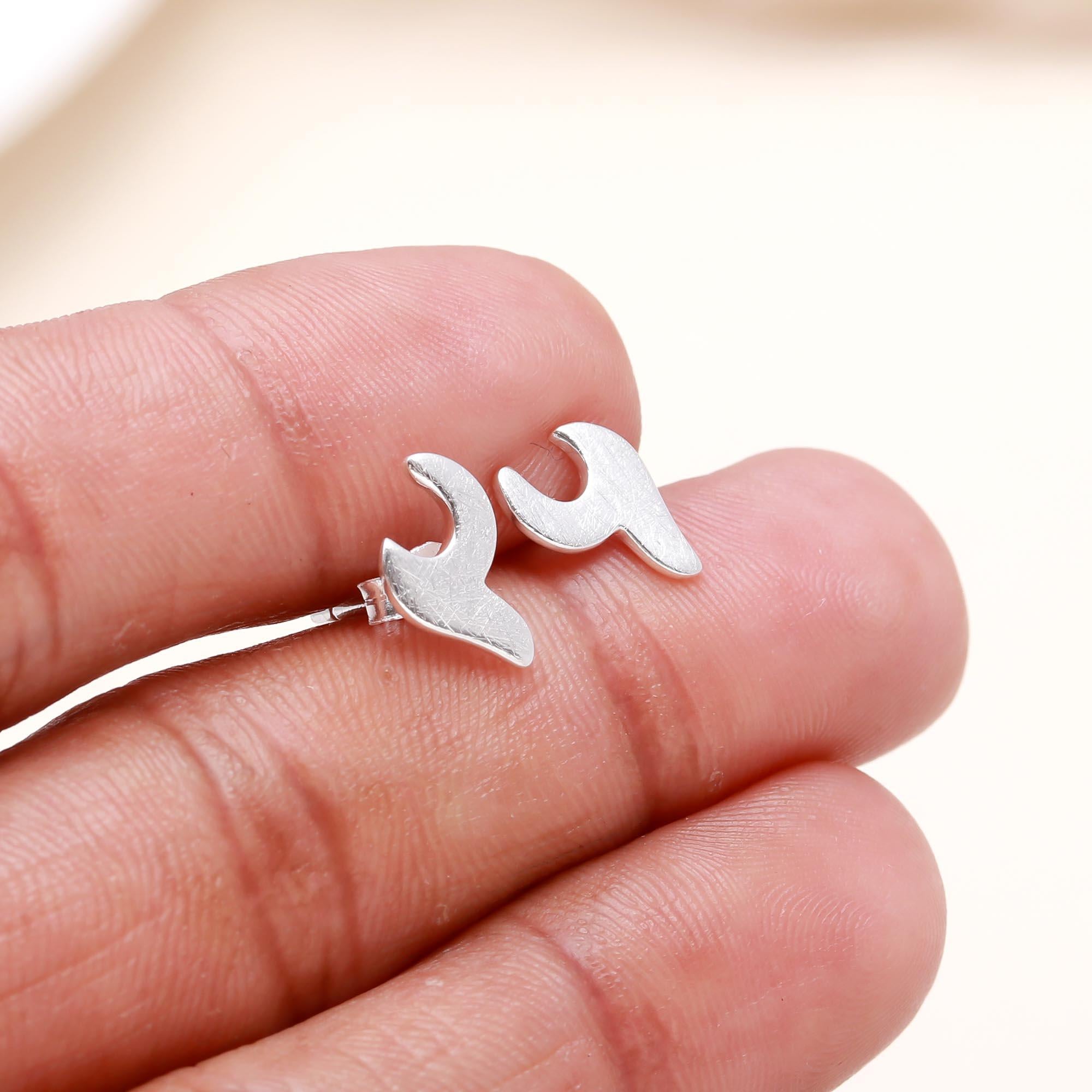 925 Sterling Silver Ocean Wave Stud Earrings