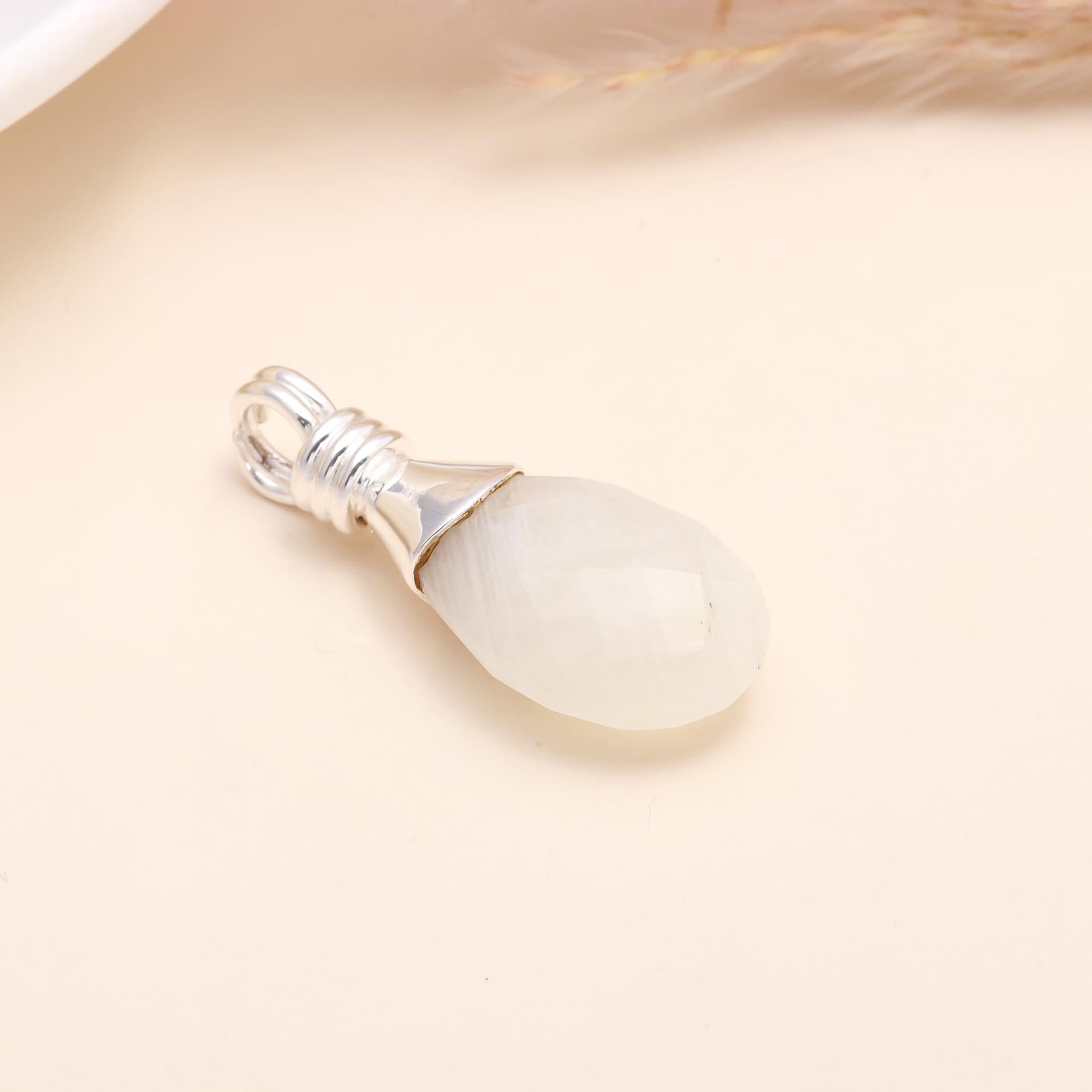925 Sterling Silver Faceted Moonstone Teardrop Pendant