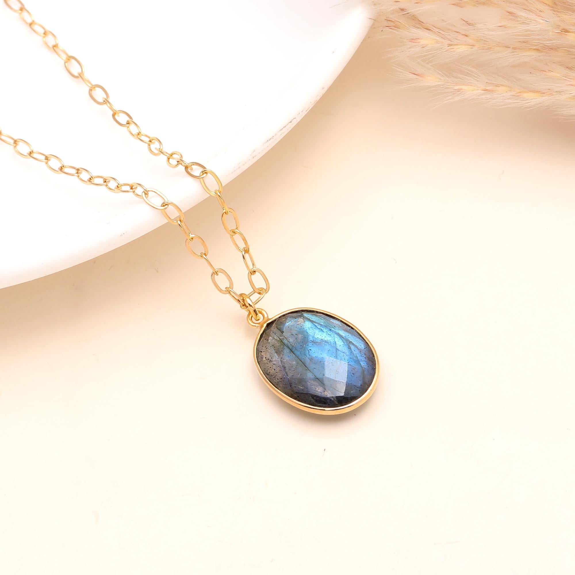 925 Sterling Silver Labradorite Oval Pendant Necklace