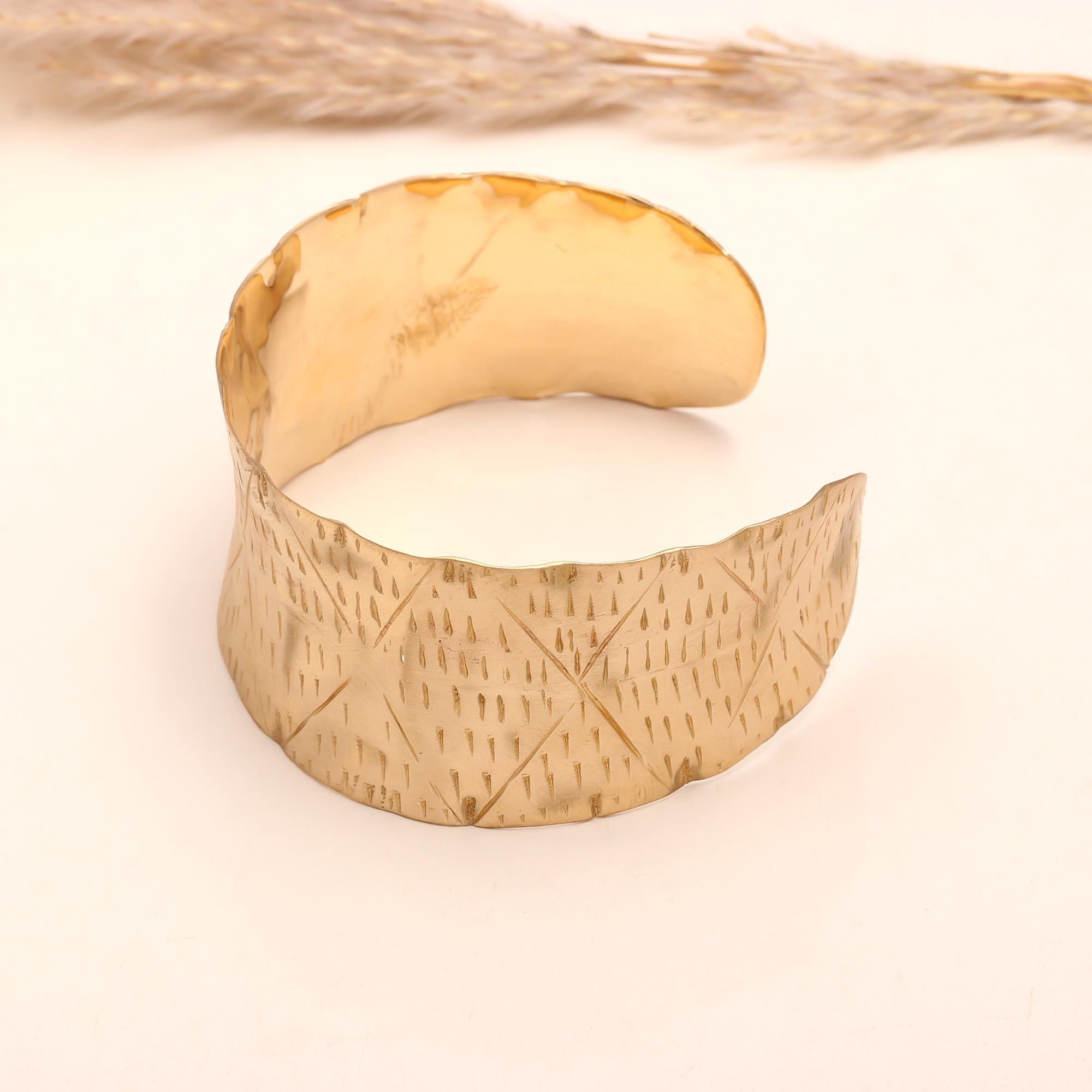 The Artisan Chevron: Etched Gold Wide Cuff
