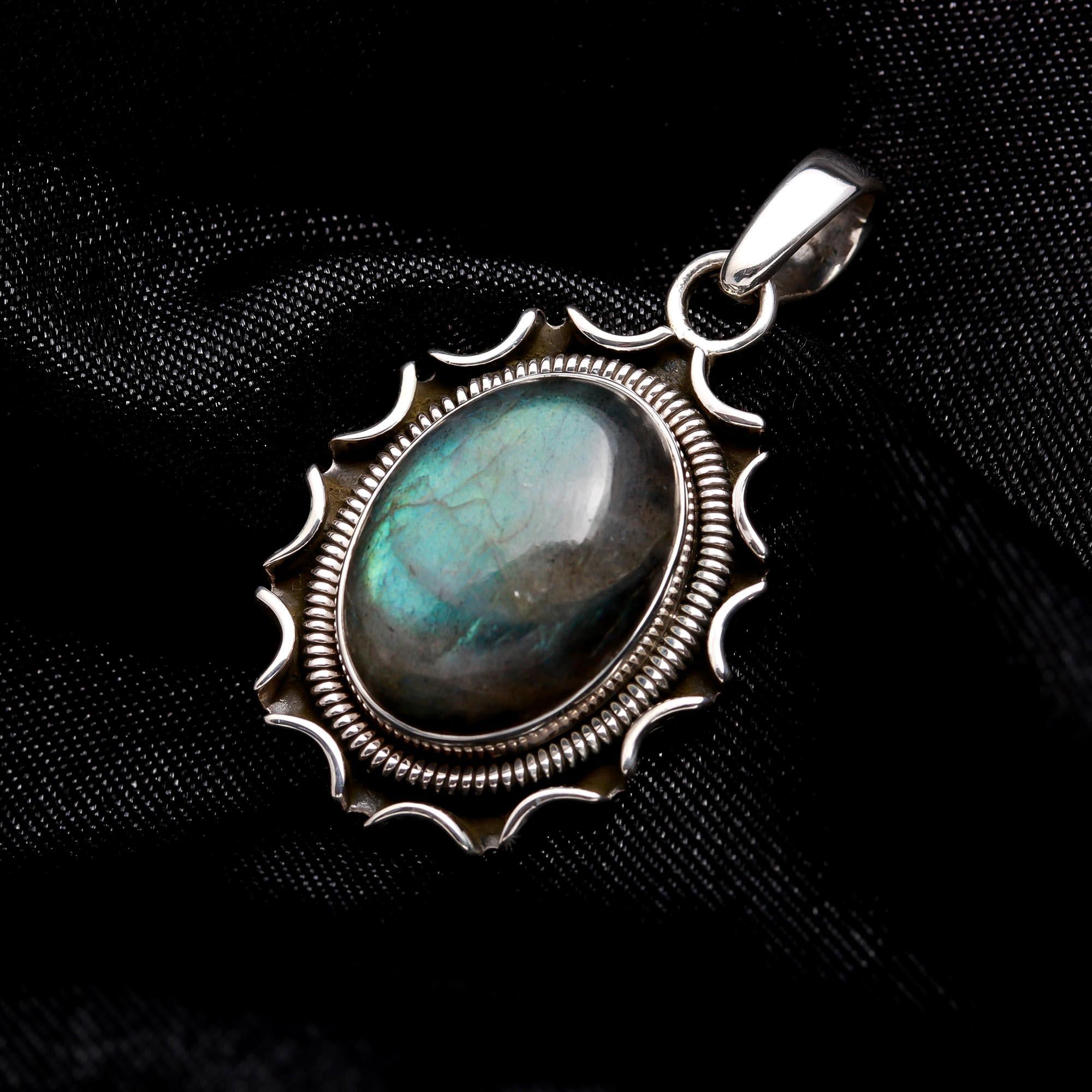 The Labradorite Sunburst: Silver Scalloped Pendant