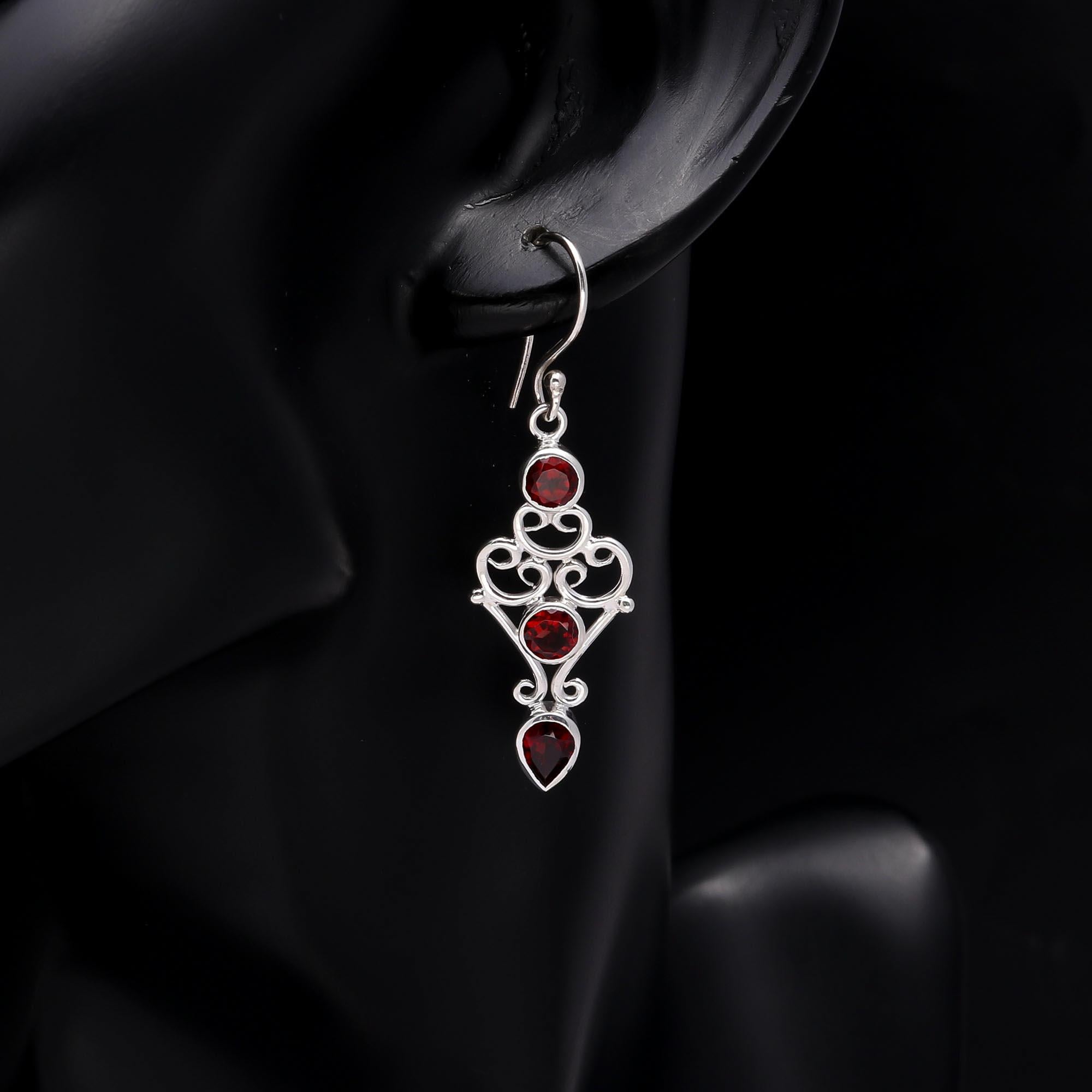 925 Sterling Silver Vintage Garnet Filigree Dangle Earrings