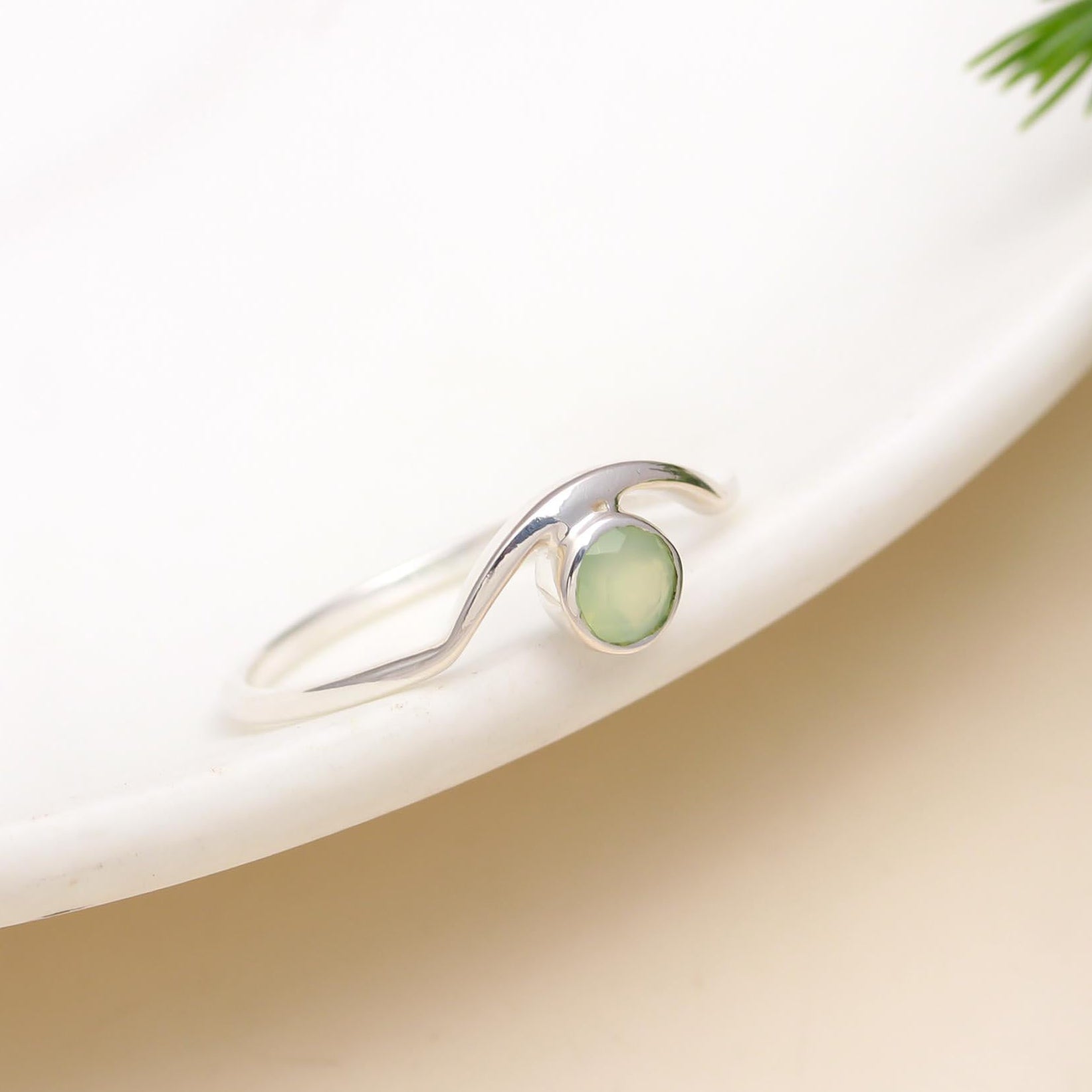 Sterling Silver Green Chalcedony Ring