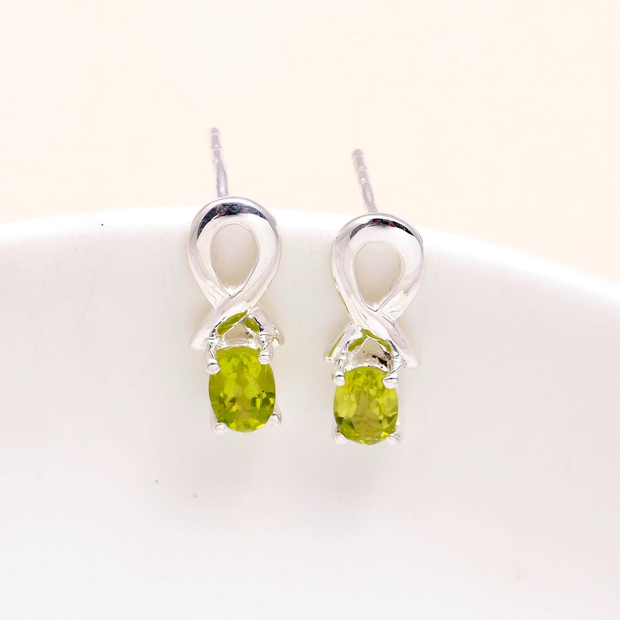 925 Sterling Silver Peridot Stud Earrings
