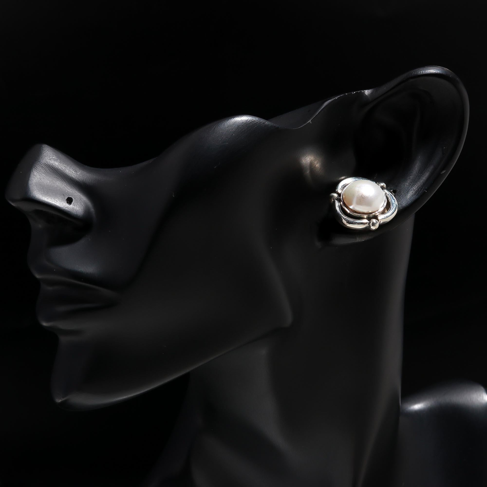 925 Sterling Silver Pearl Classic Stud Earrings