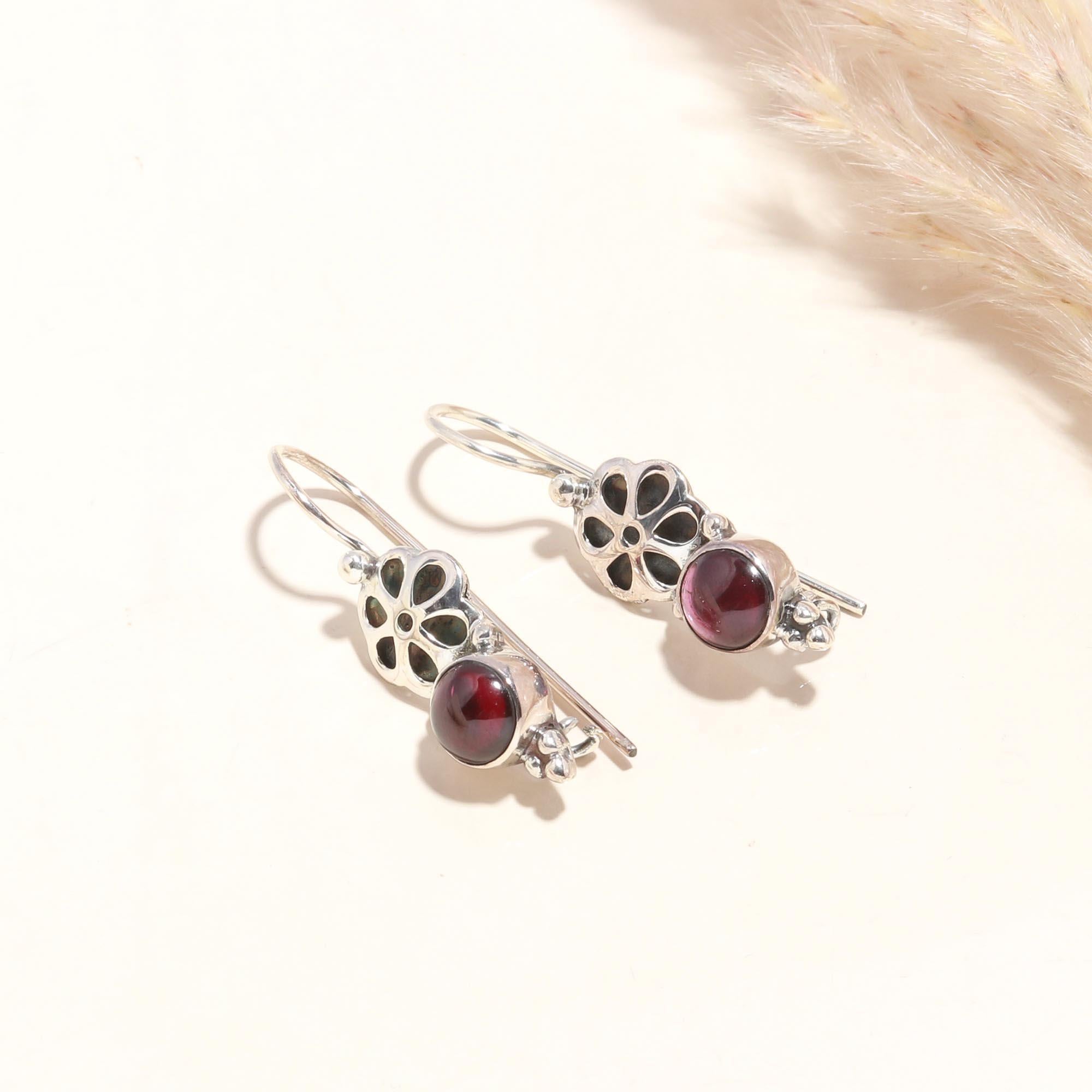 925 Sterling Silver Garnet Vintage Floral Filigree Dangle Earrings