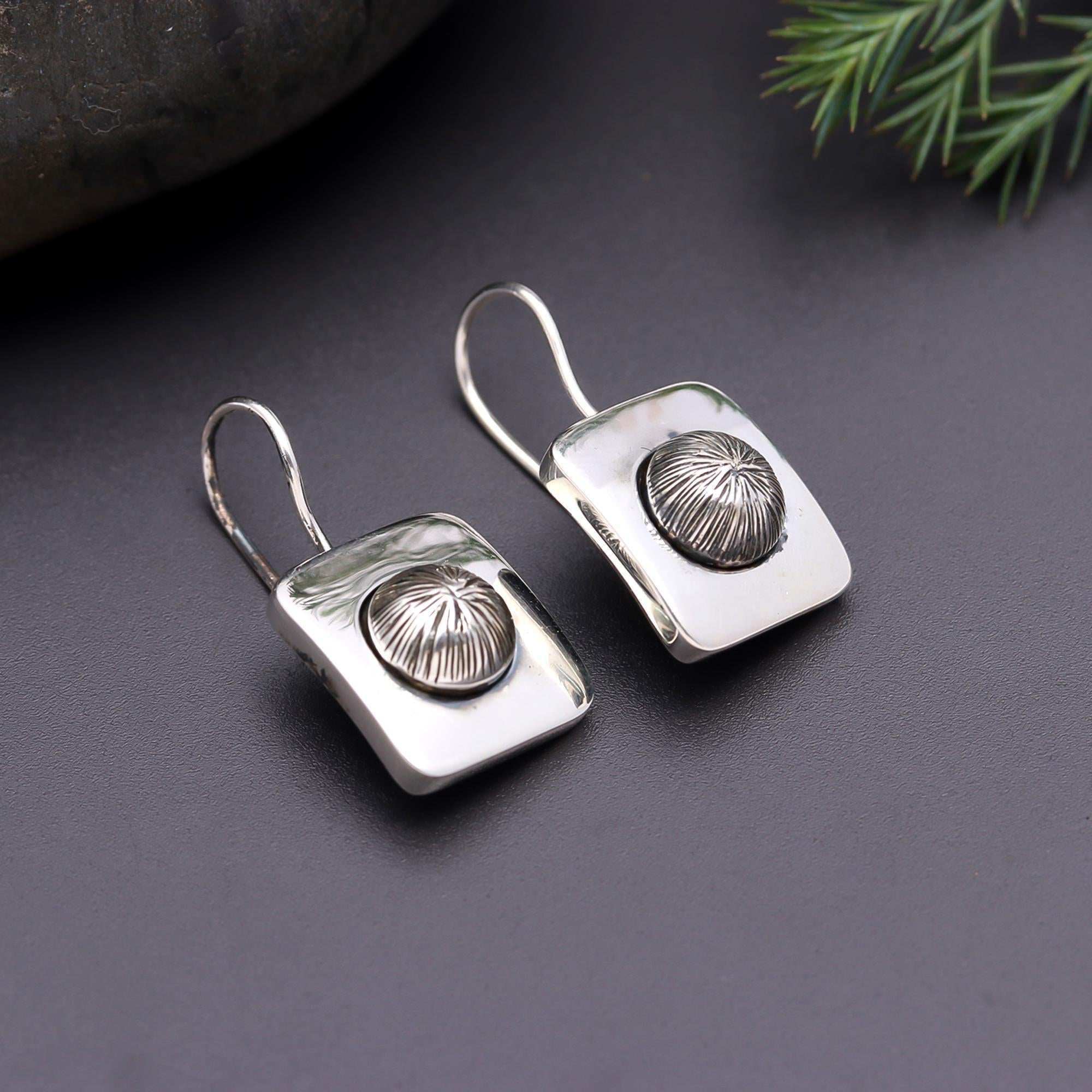 925 Silver Sunburst Dome Square Earrings