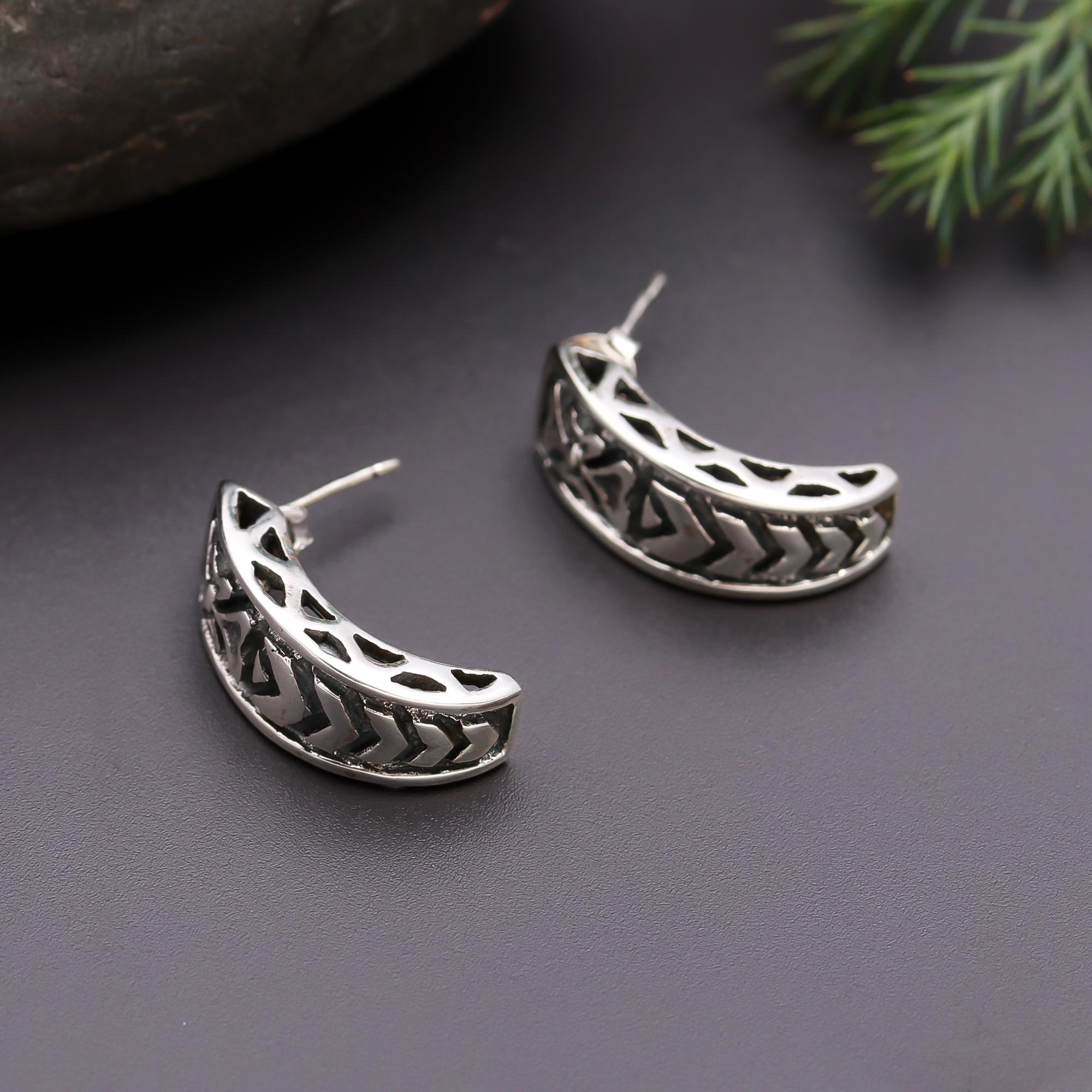 925 Silver Oxidized Patterned Stud Earrings