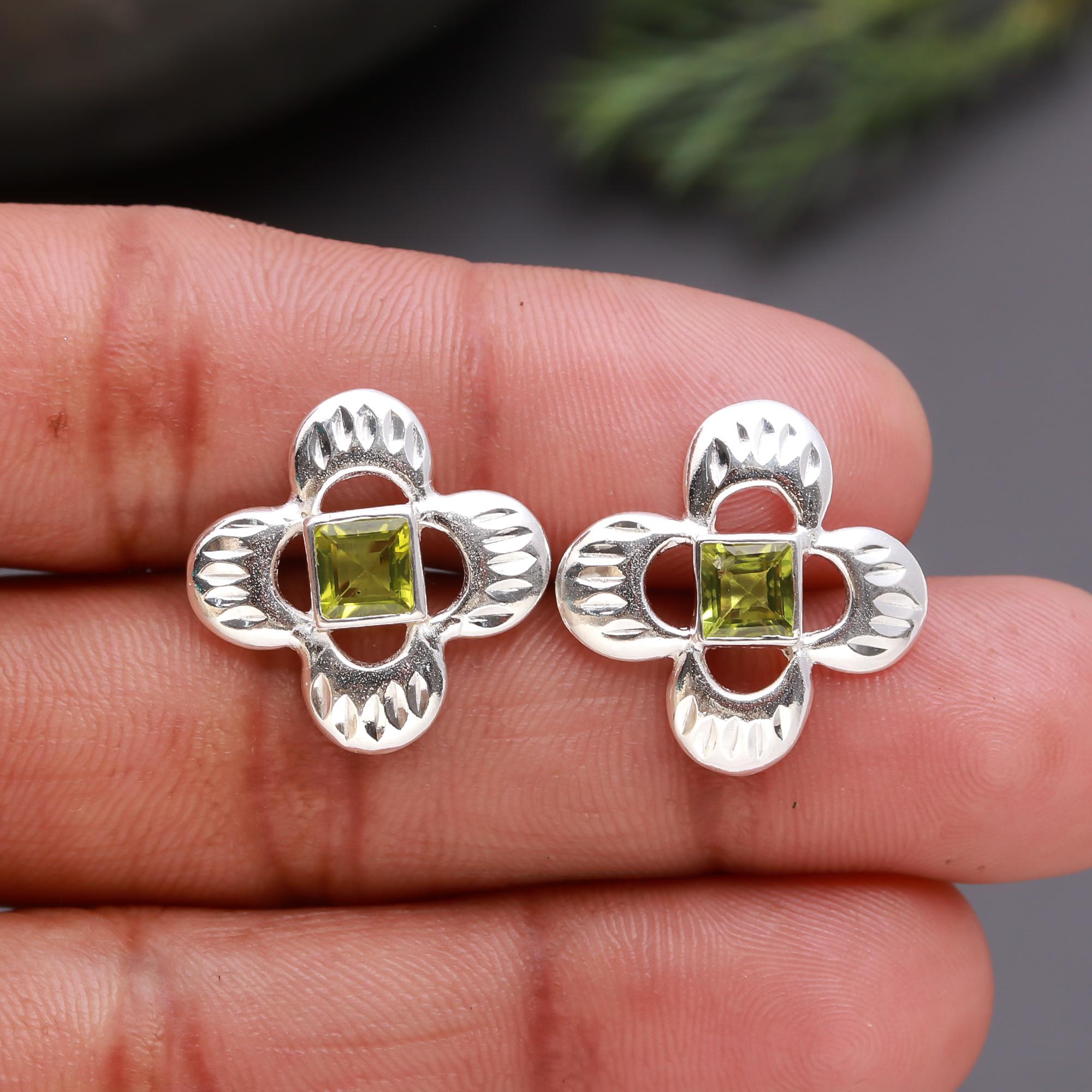925 Silver Peridot Floral Stud Earrings