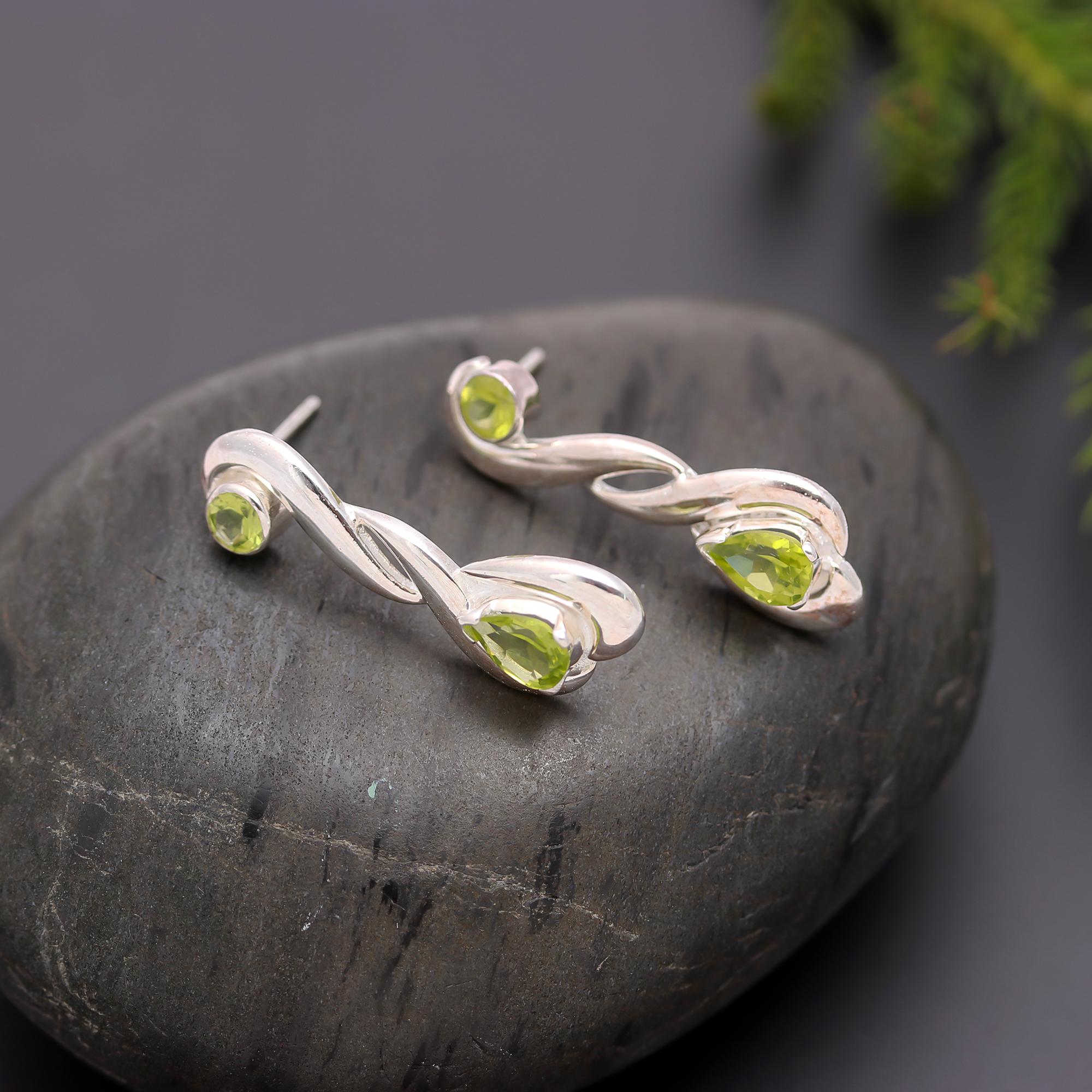 925 Silver Twisted Peridot Drop Earrings