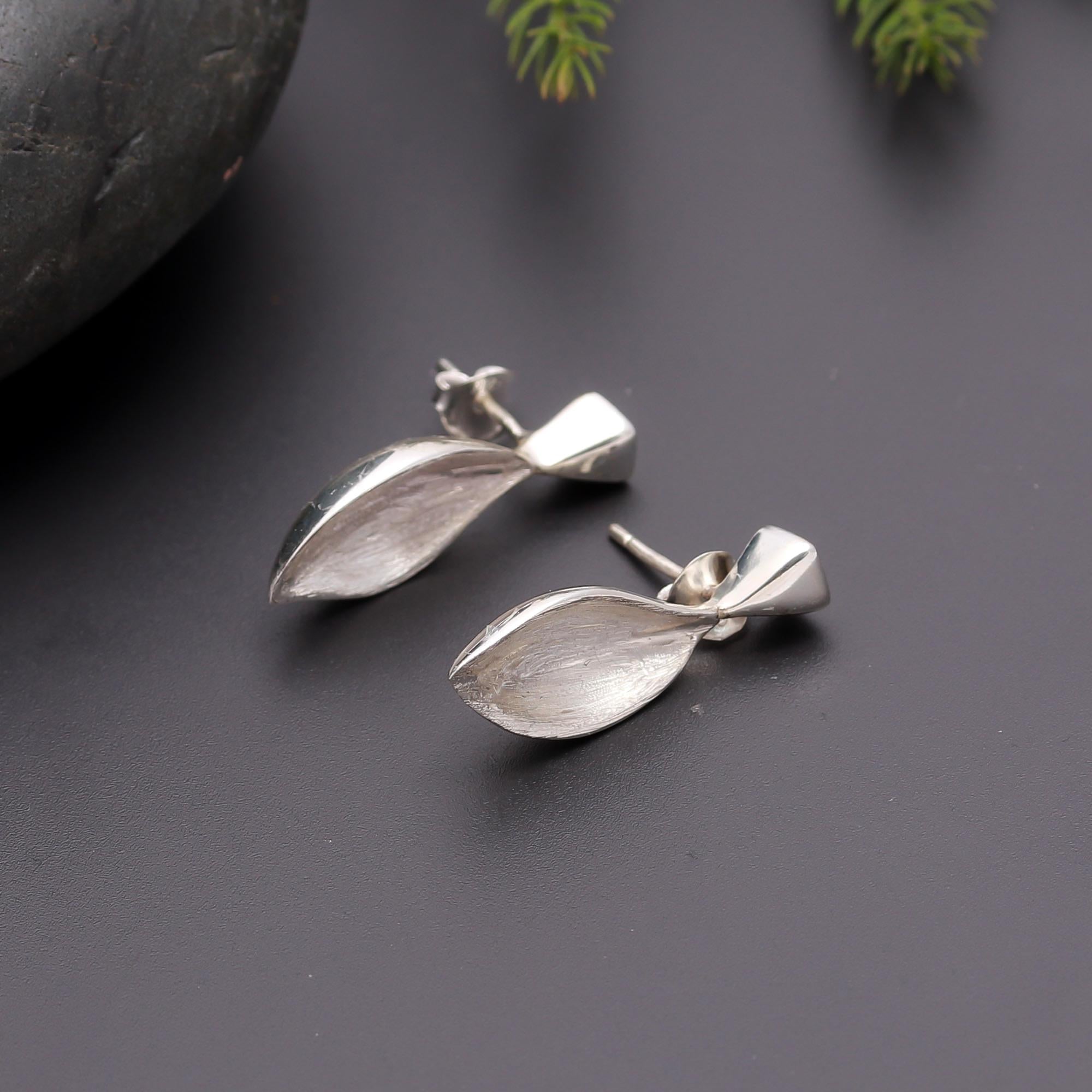 925 Silver Textured Leaf Stud Earrings