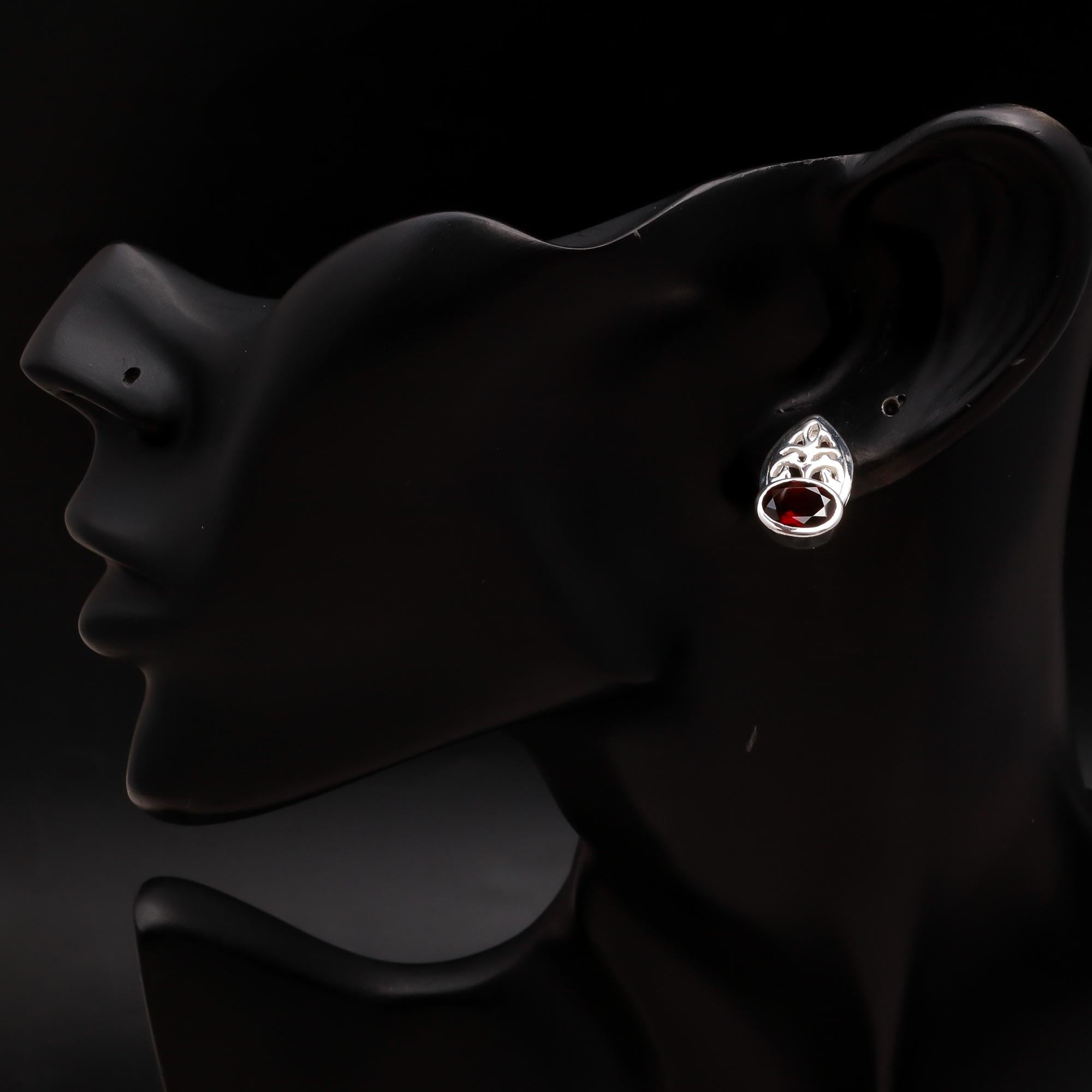 925 Silver Garnet Leaf Design Stud Earrings