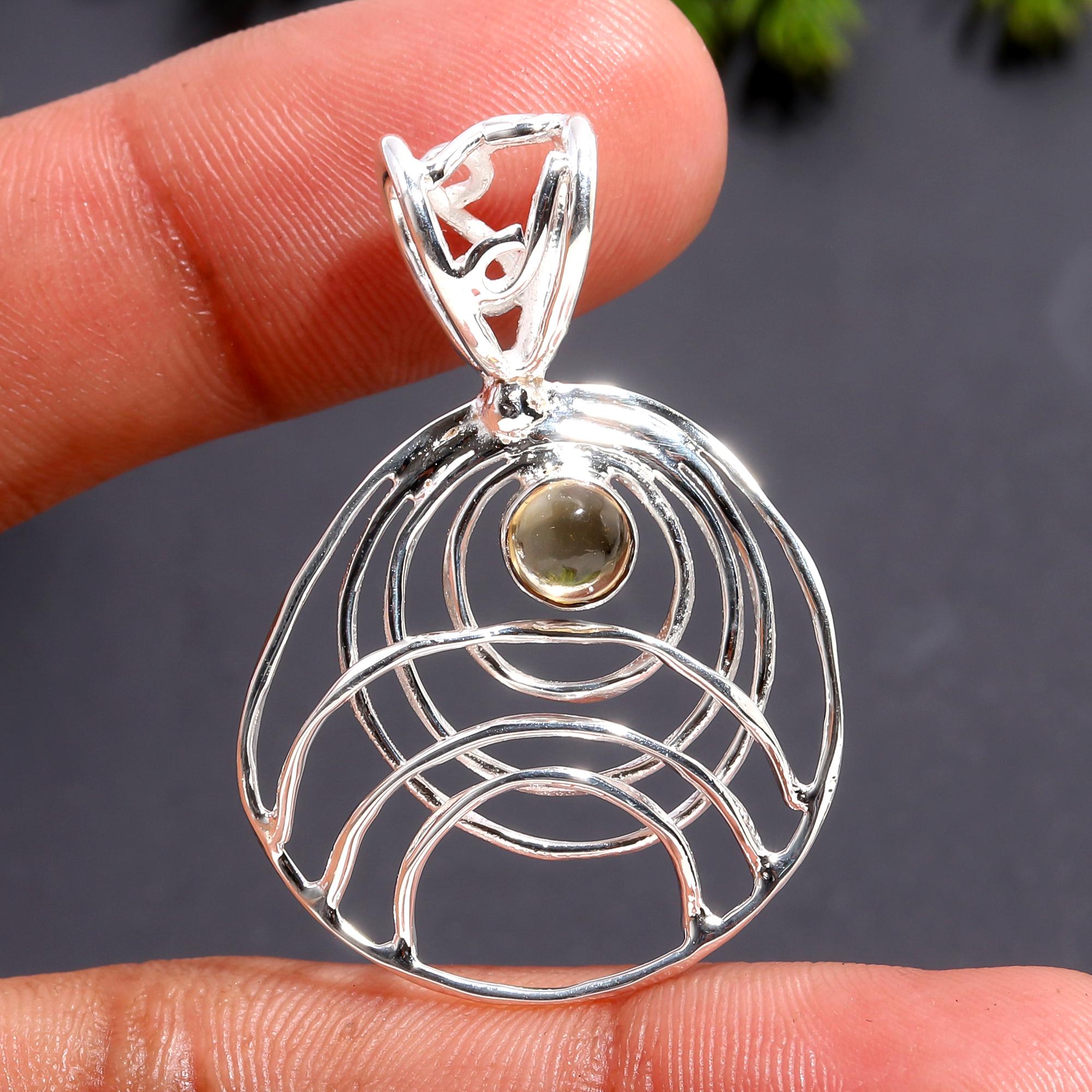 925 Silver Labradorite Pendant