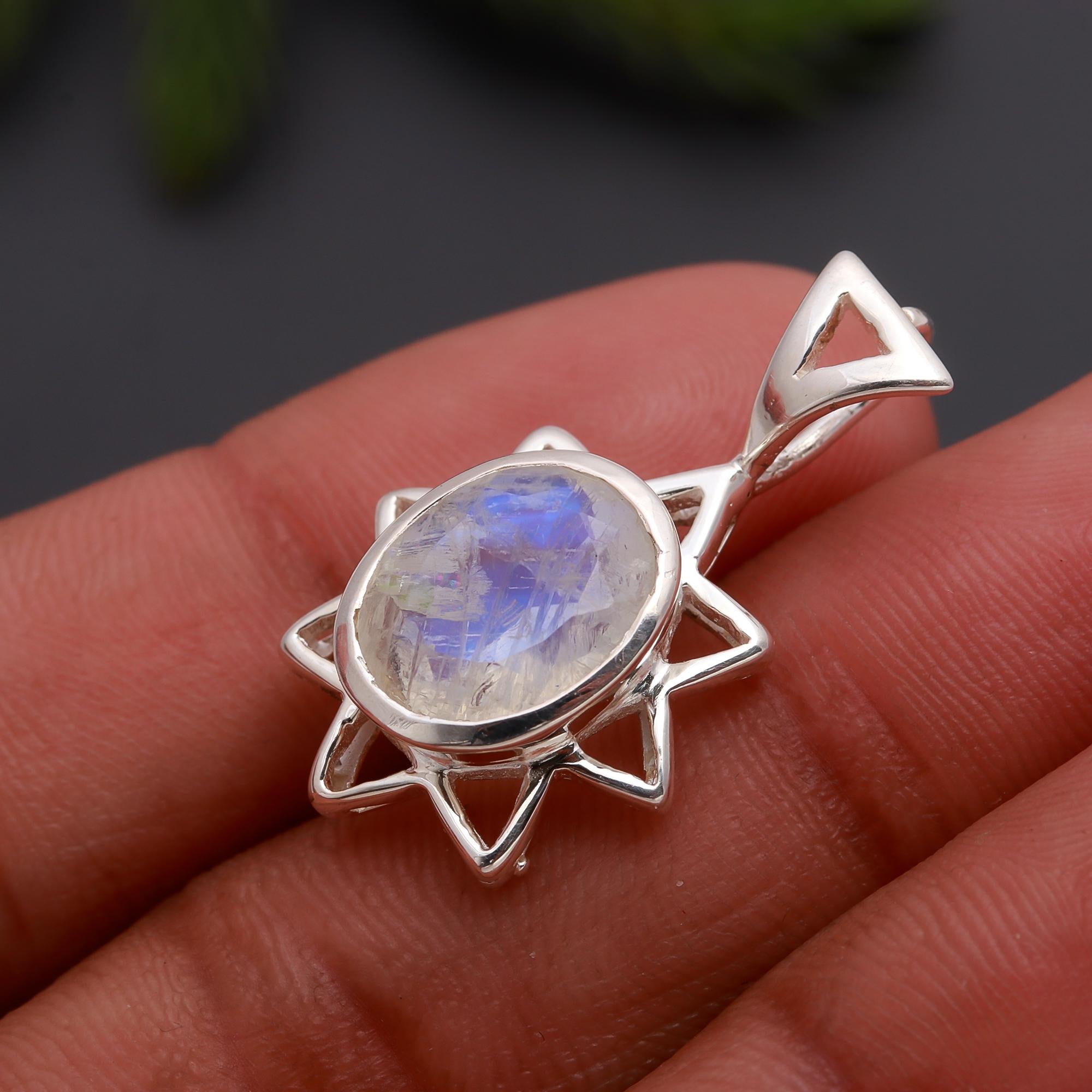 925 Silver Moonstone Pendant