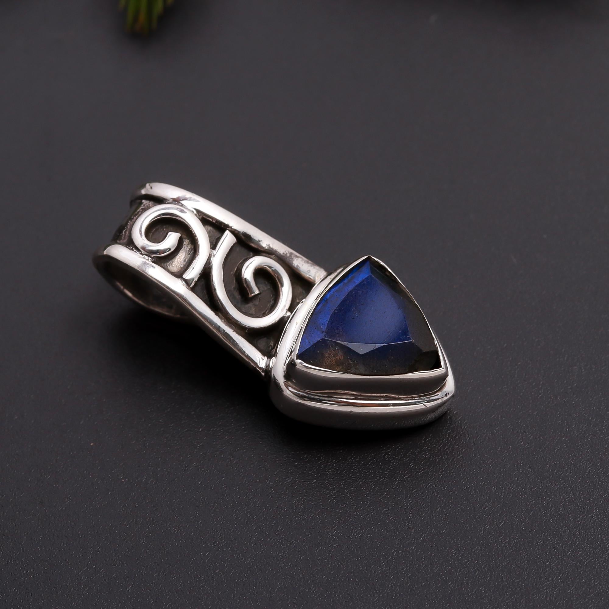 925 Silver Labradorite Pendant