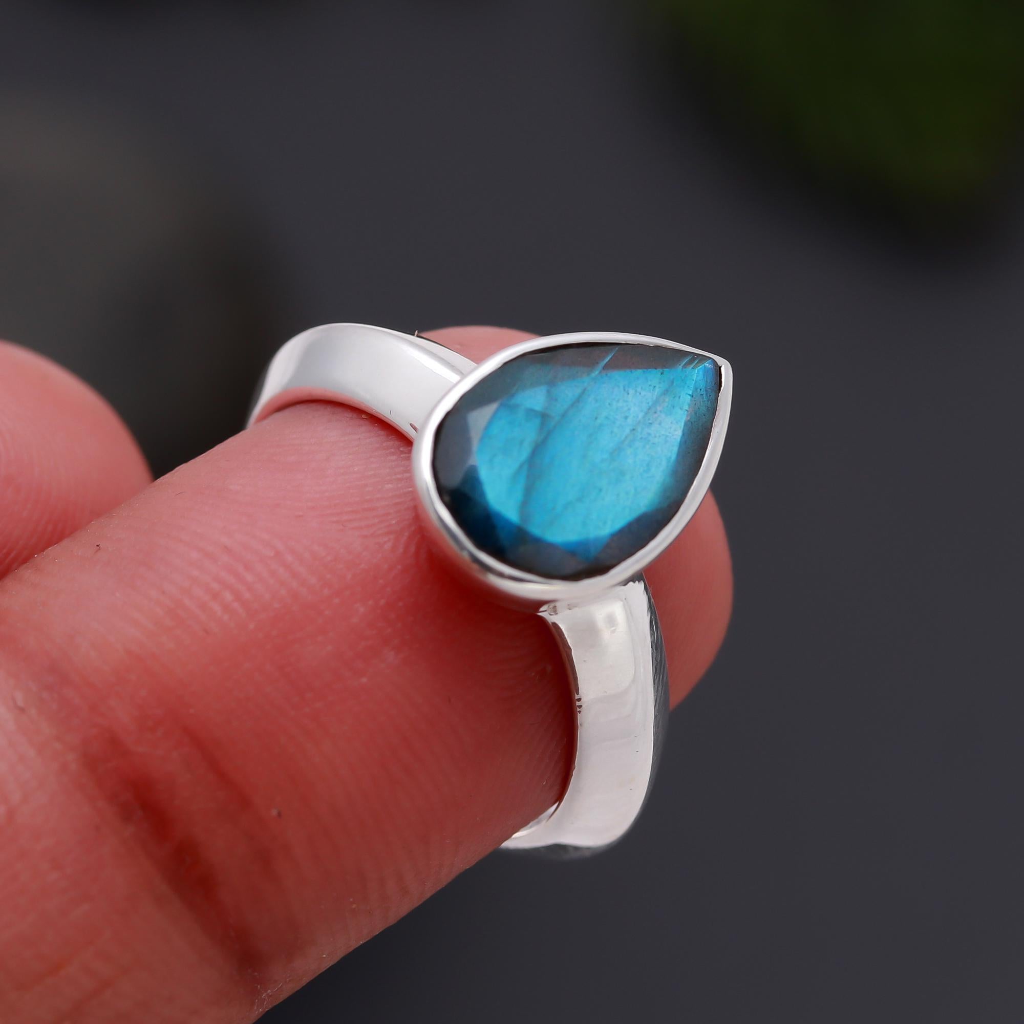 925 Silver Labradorite Ring