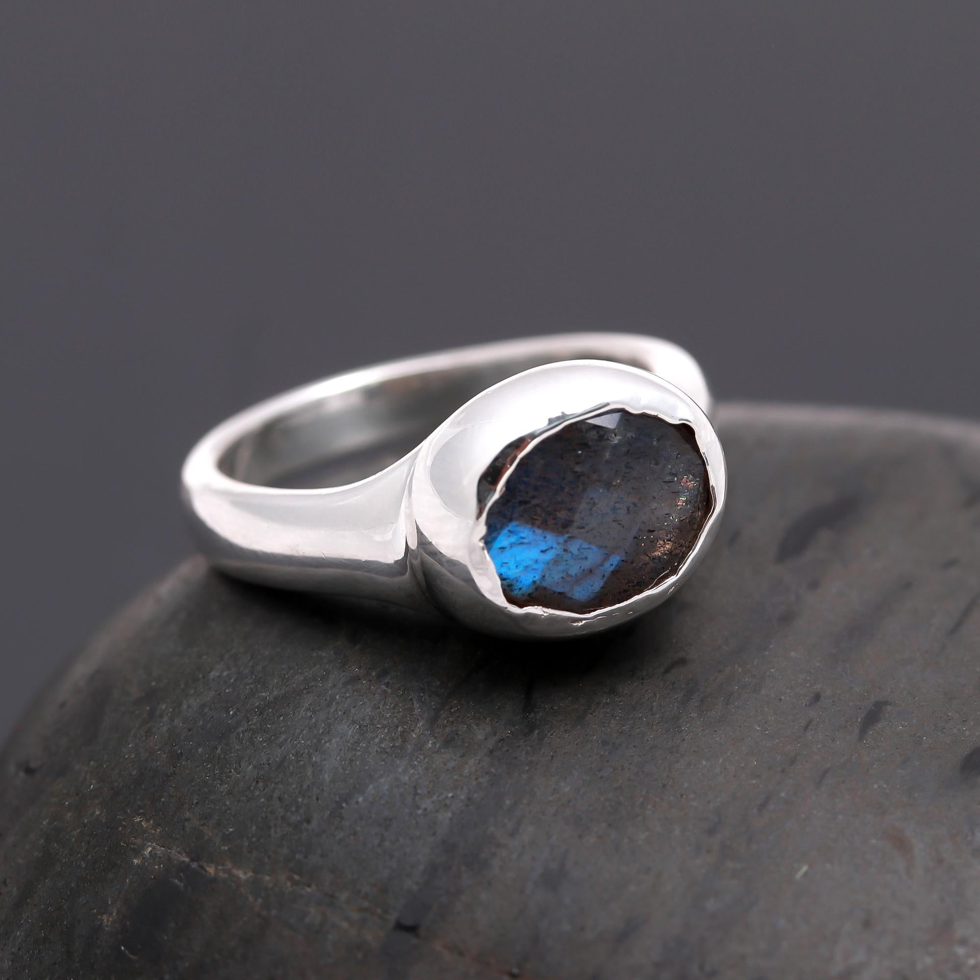 925 Silver Labradorite Ring
