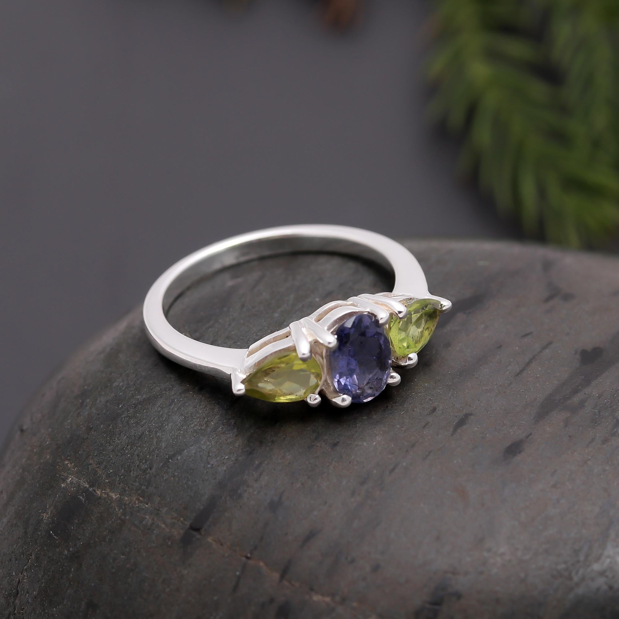 925 Silver Tanzanite & Peridot Ring