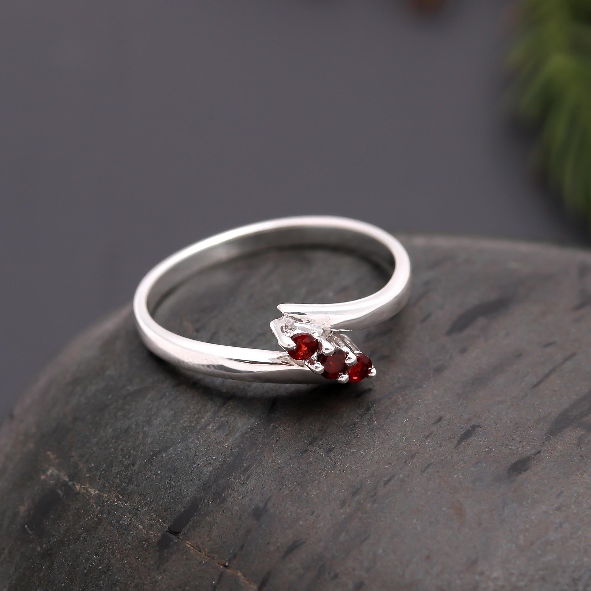 925 Silver Cross-Band Garnet Trio Ring
