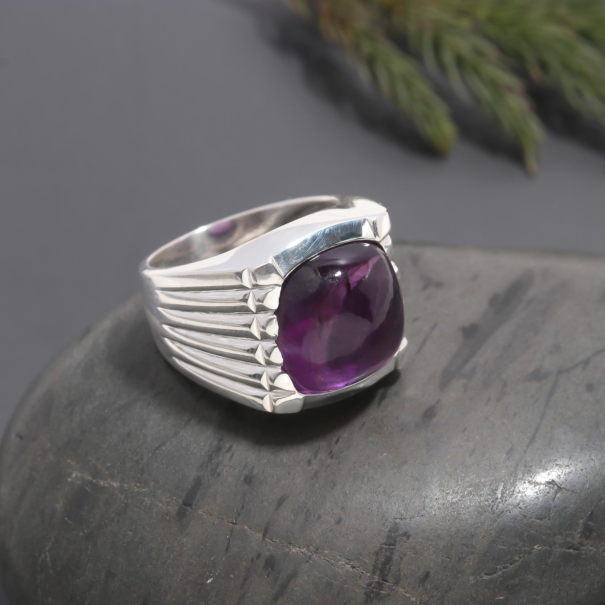 925 Silver Amethyst Cabochon Ring