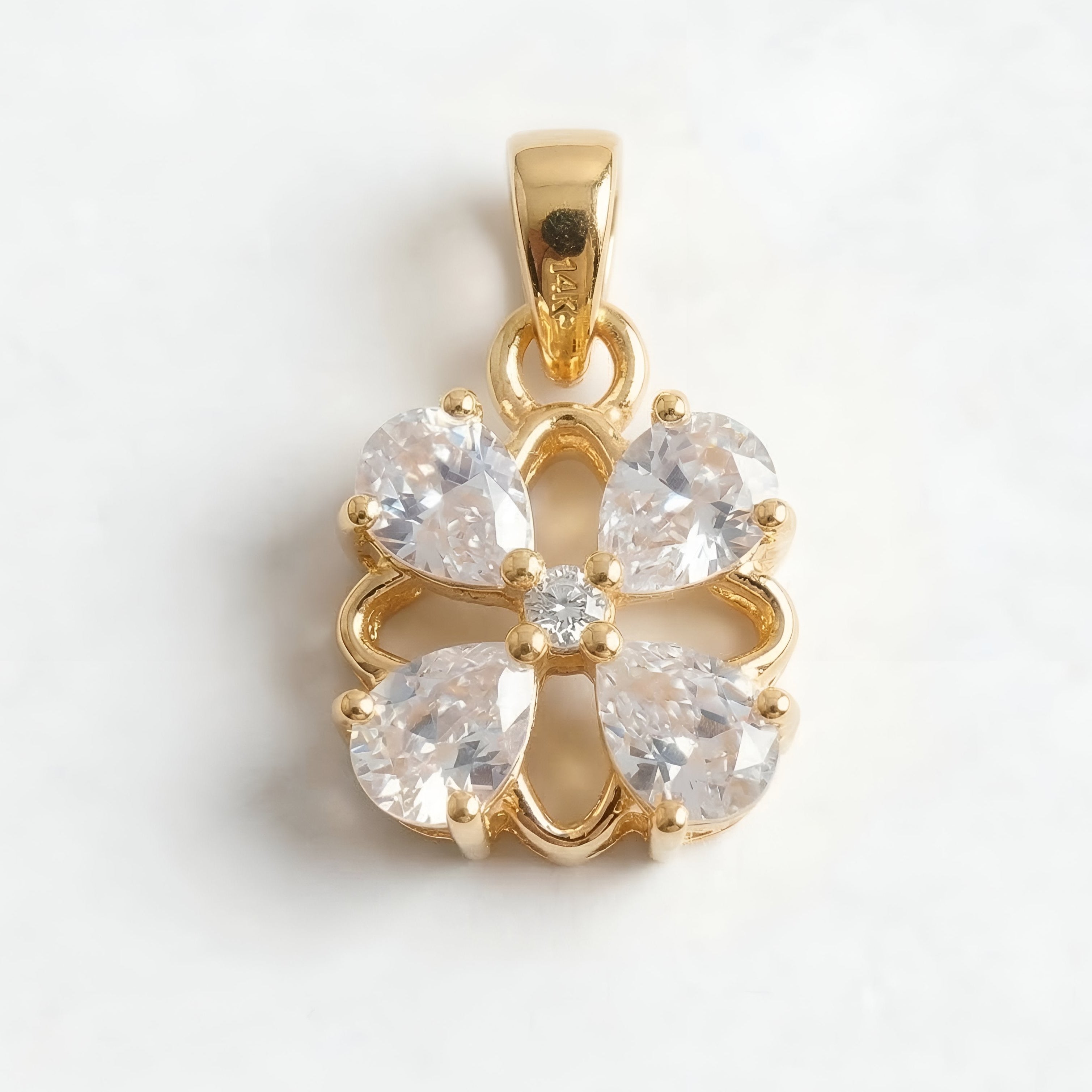 925 Silver Clover Sparkle Pendant