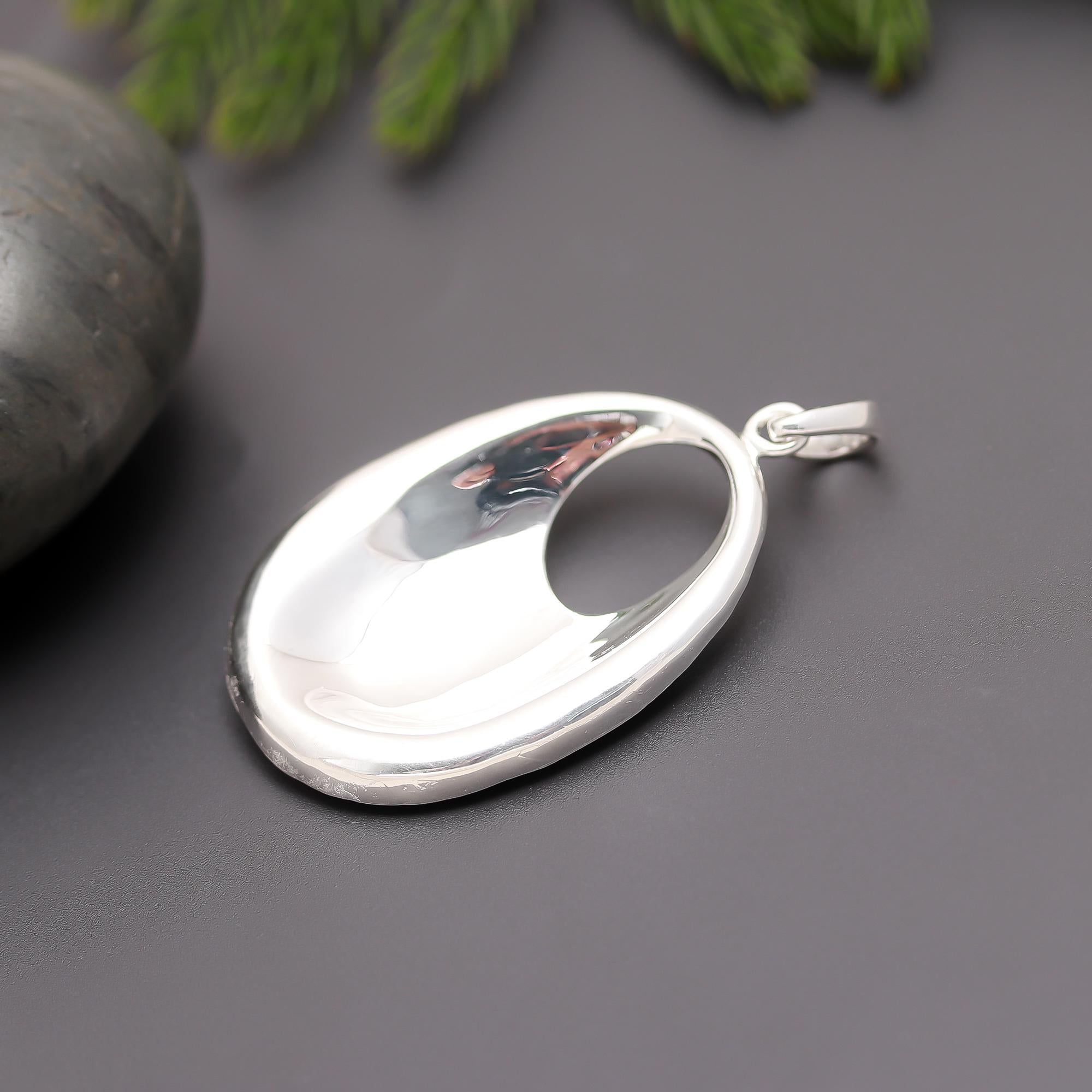 925 Silver Sculptural Teardrop Pendant