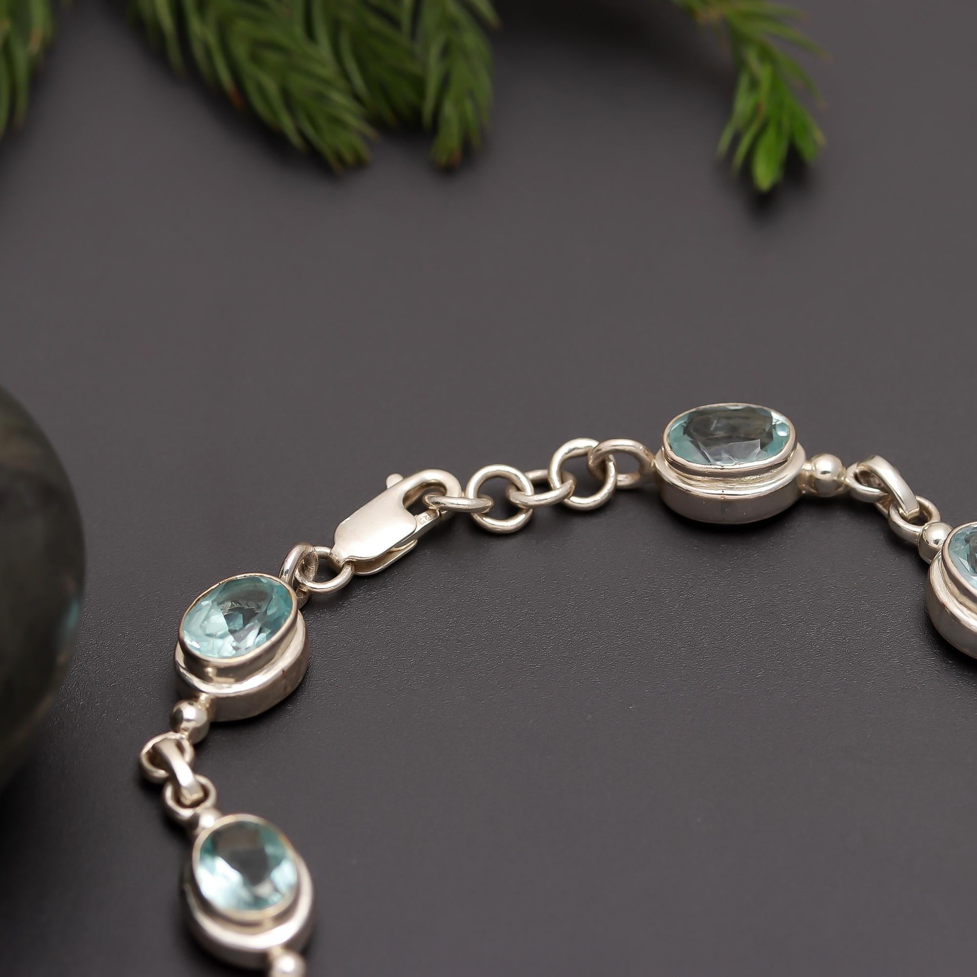 925 Silver Oval Aquamarine Link Bracelet
