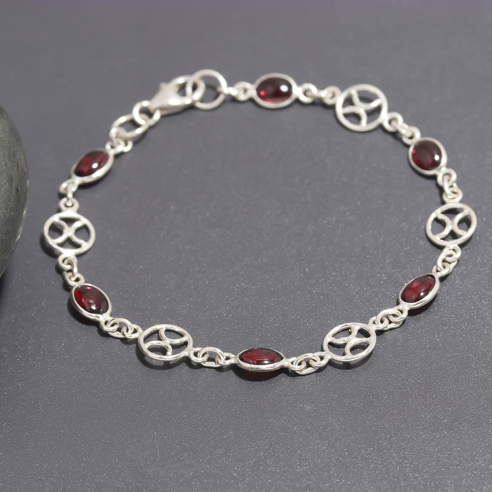925 Silver Circle Motifs Garnet Link Bracelet