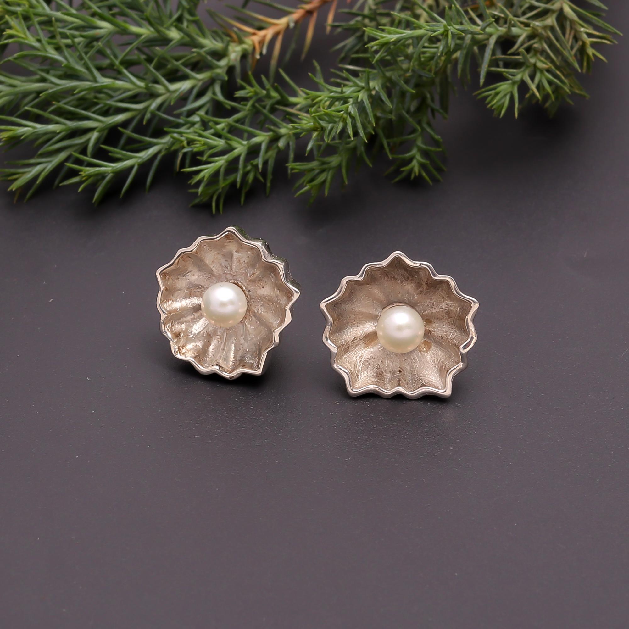 The Blooming Lotus: Organic Pearl Floral Jewelry Set